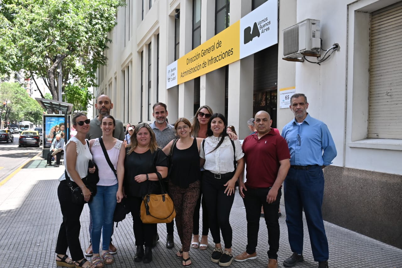 Visita de representantes del Tribunal de Multas y Faltas de Rosario a la Dirección General de Administración de Infracciones