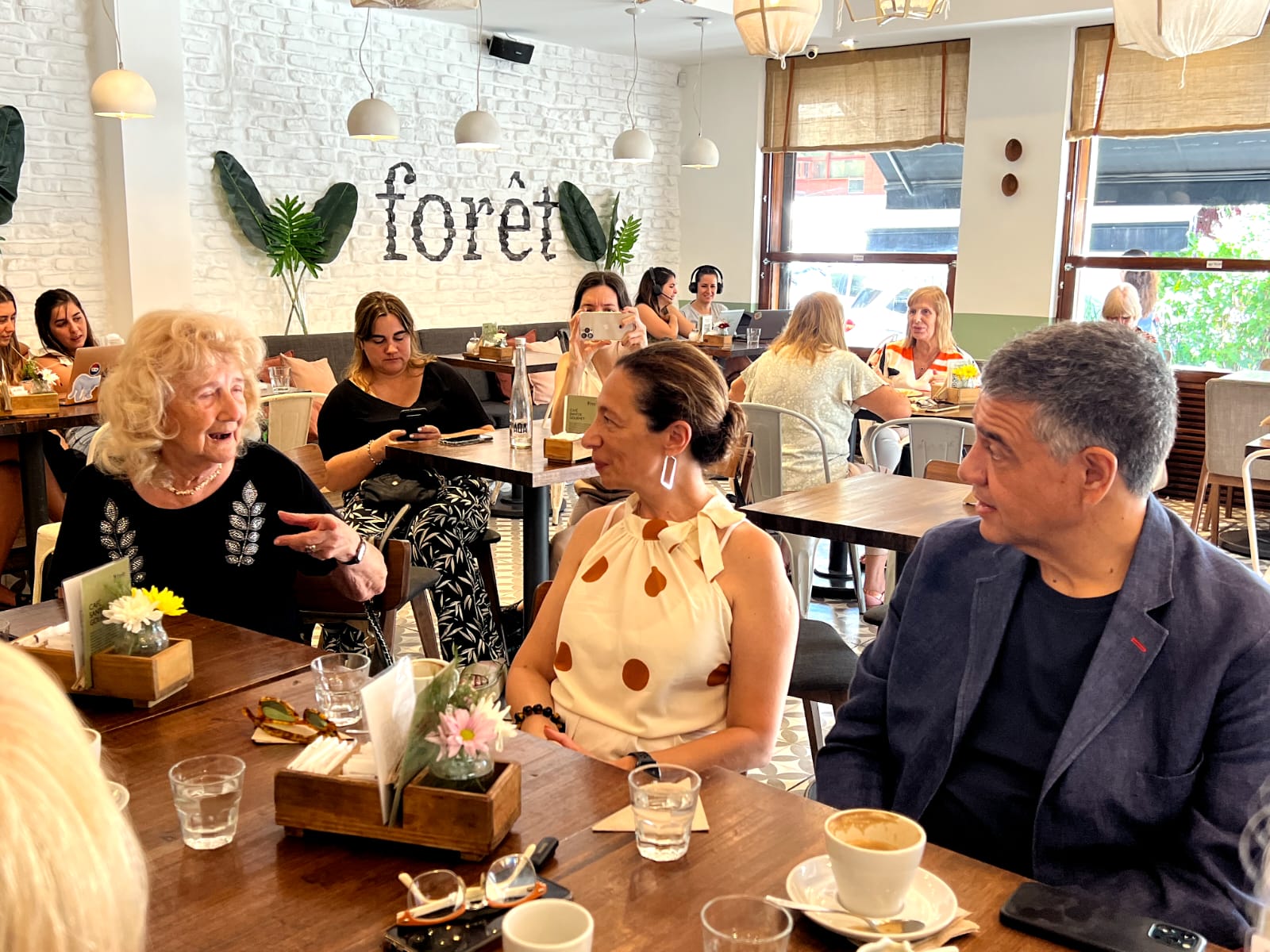 Jorge Macri continúa recorriendo los diferentes barrios de la Ciudad