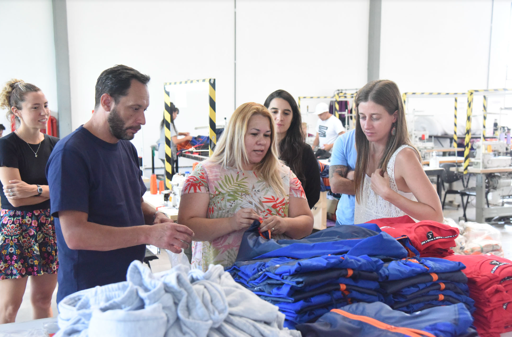 Migliore y Ferraro recorrieron el Polo Textil San Antonio de Barracas