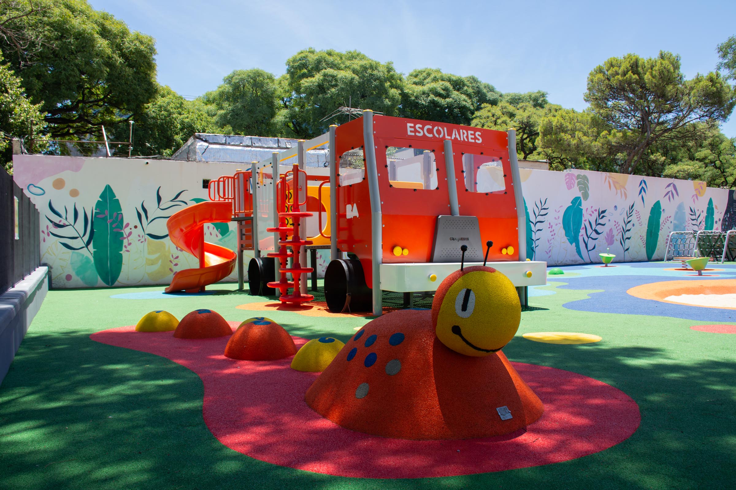 La Ciudad renovó el espacio de juegos de la Plaza Antonio Malaver