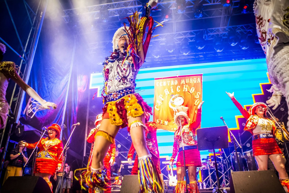 ¡Avenida de Mayo se viste de fiesta para celebrar el Carnaval Porteño a lo grande!