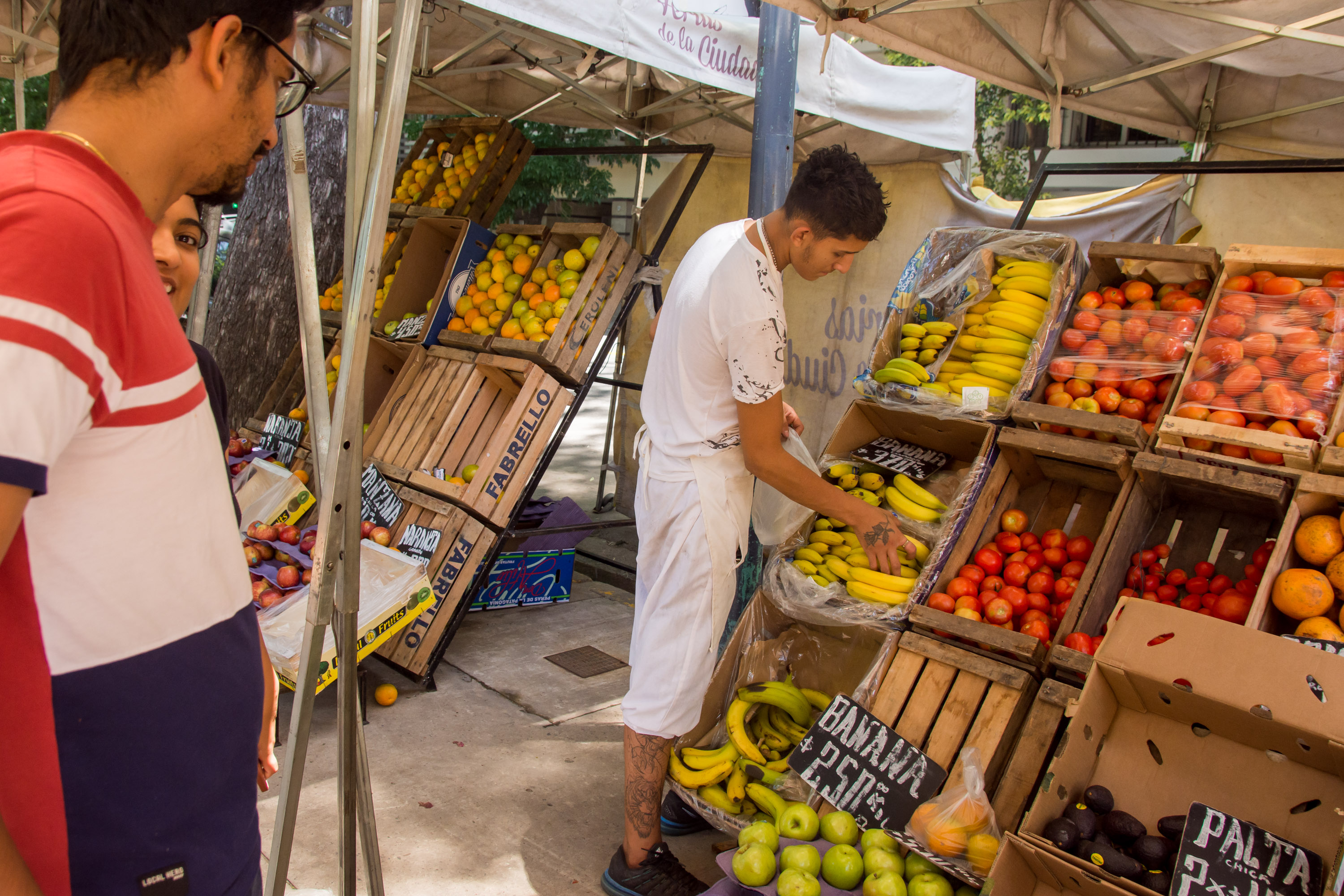 Las ofertas en las ferias porteñas para cuidar el bolsillo de los vecinos