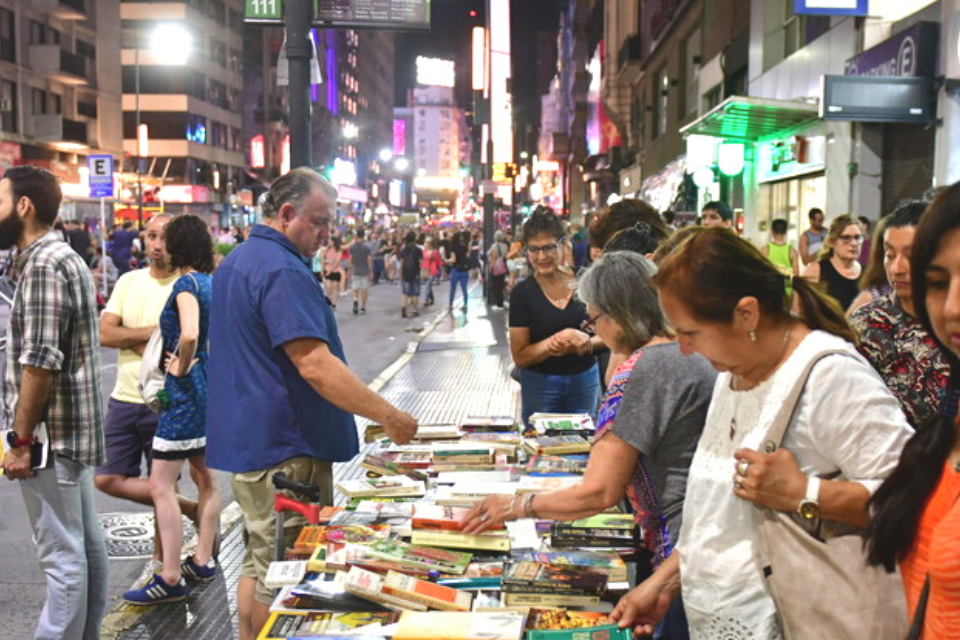Transmitimos en vivo desde La Noche de las Librerías