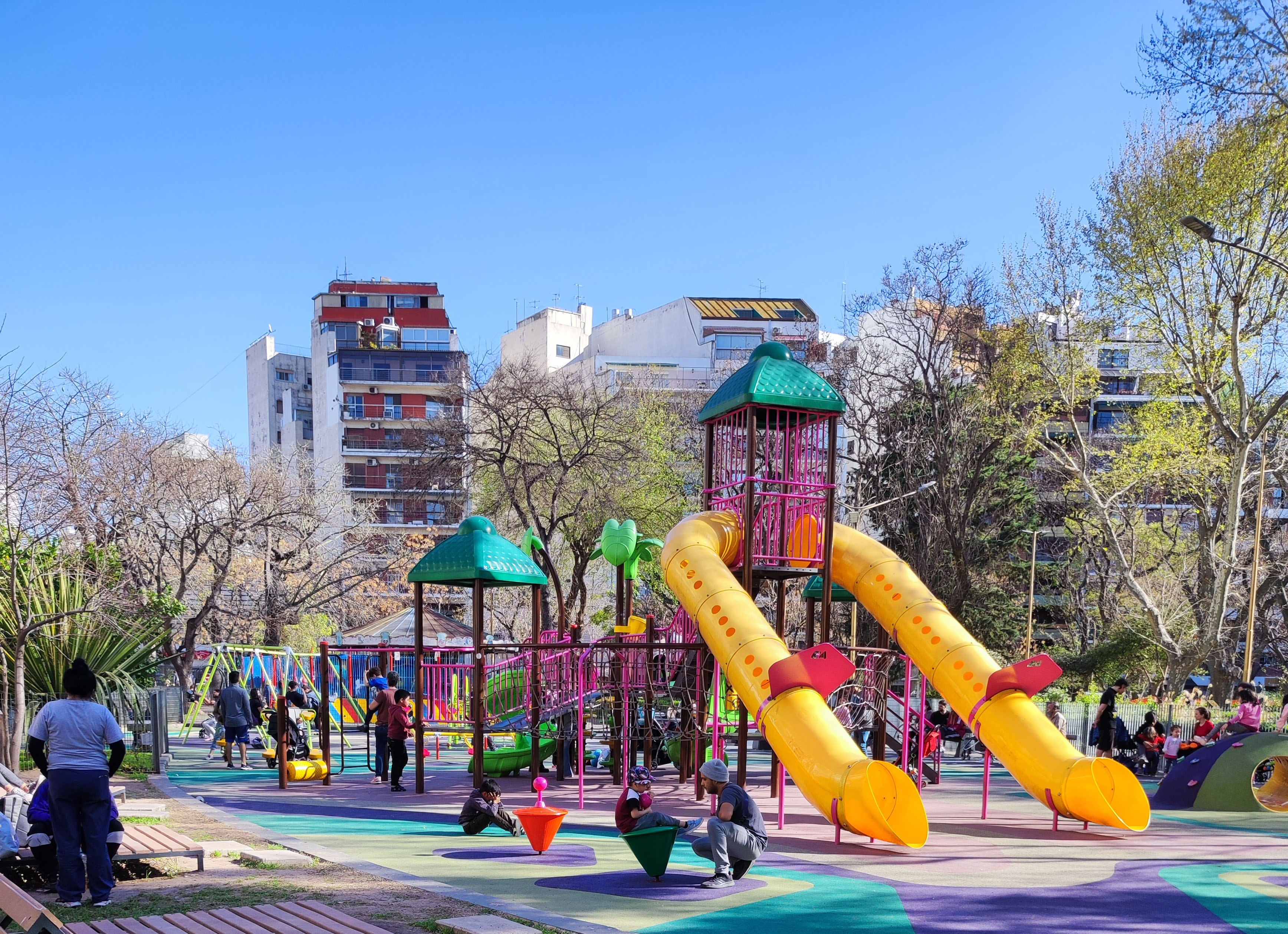 Terminaron las reformas en Plaza Almagro para disfrutar en familia