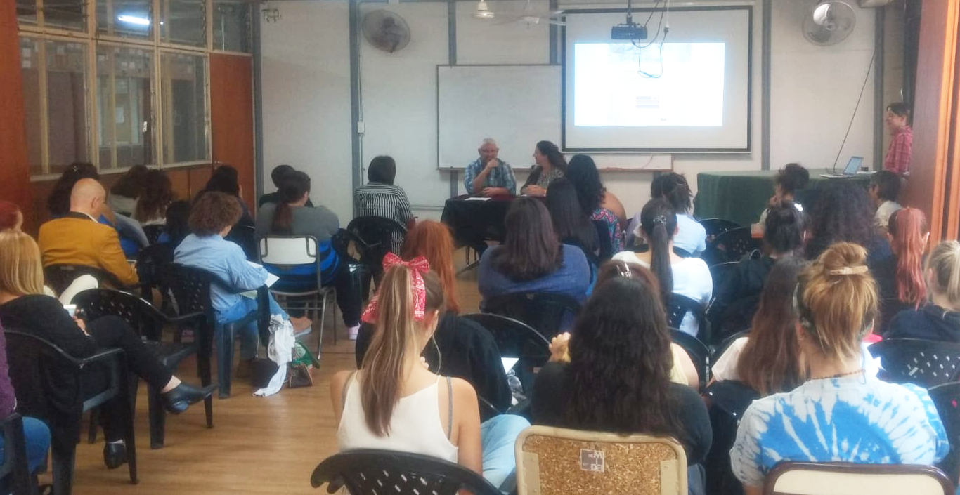 Se realizó la primera «Jornada Historia de la Literatura Infantil»