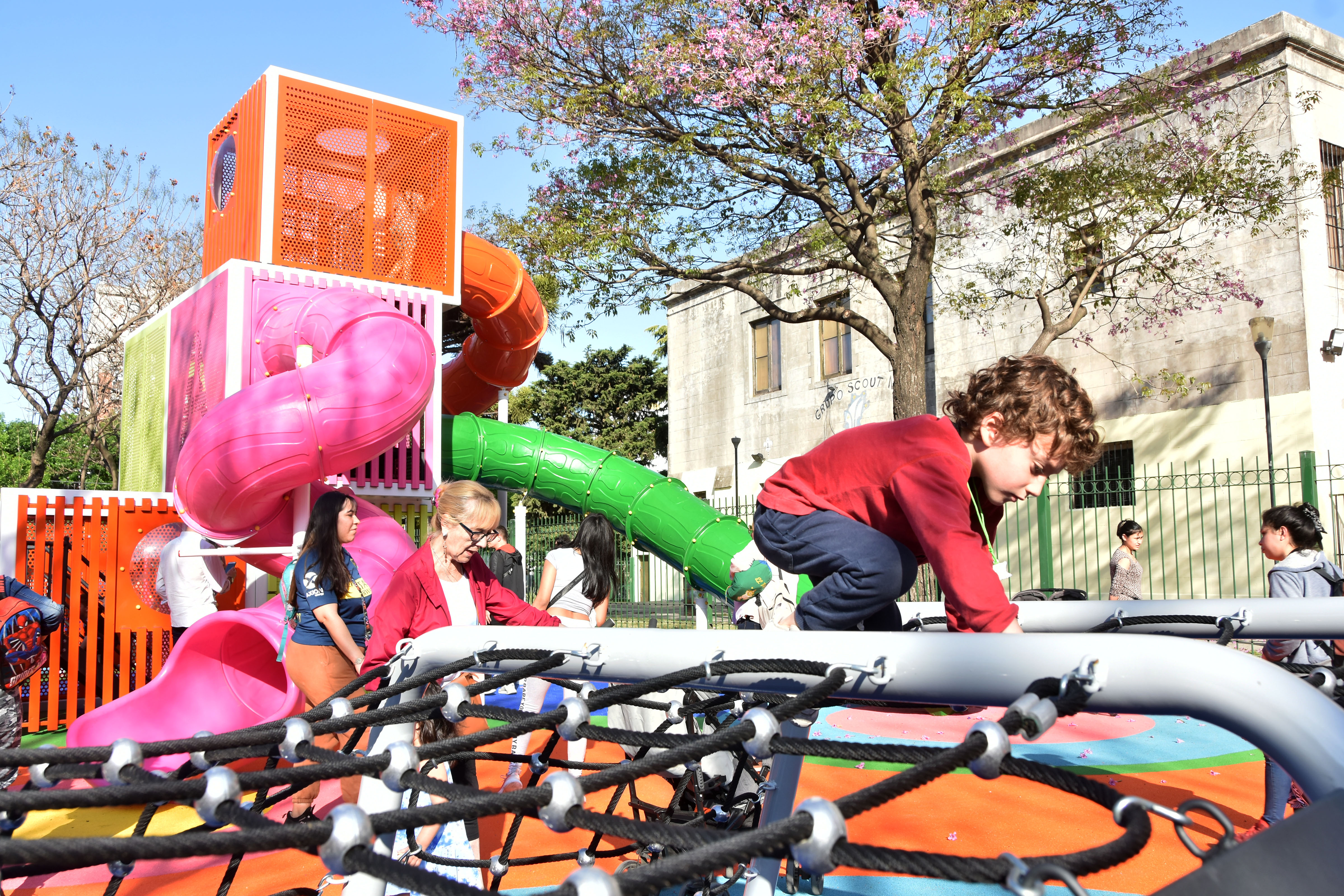 Juegos innovadores en Plaza de los Periodistas