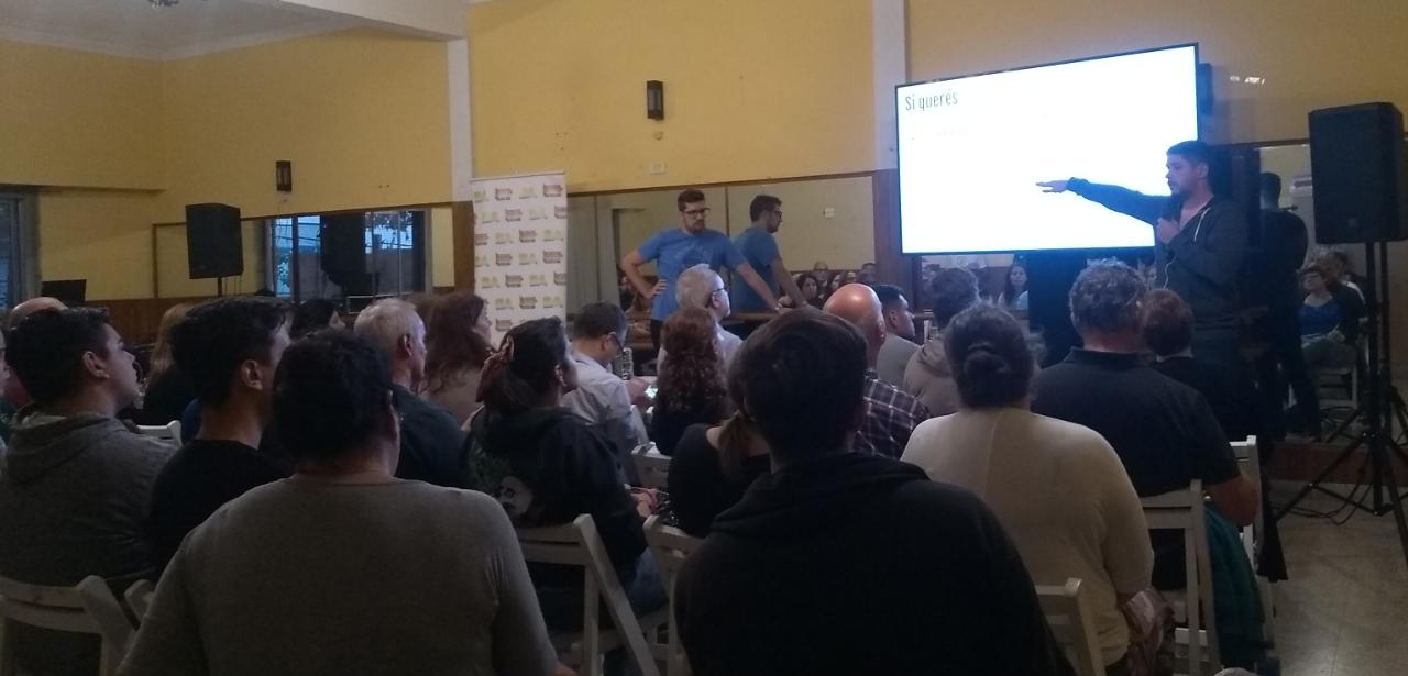 Hablamos sobre programación y educación en la Comuna 12