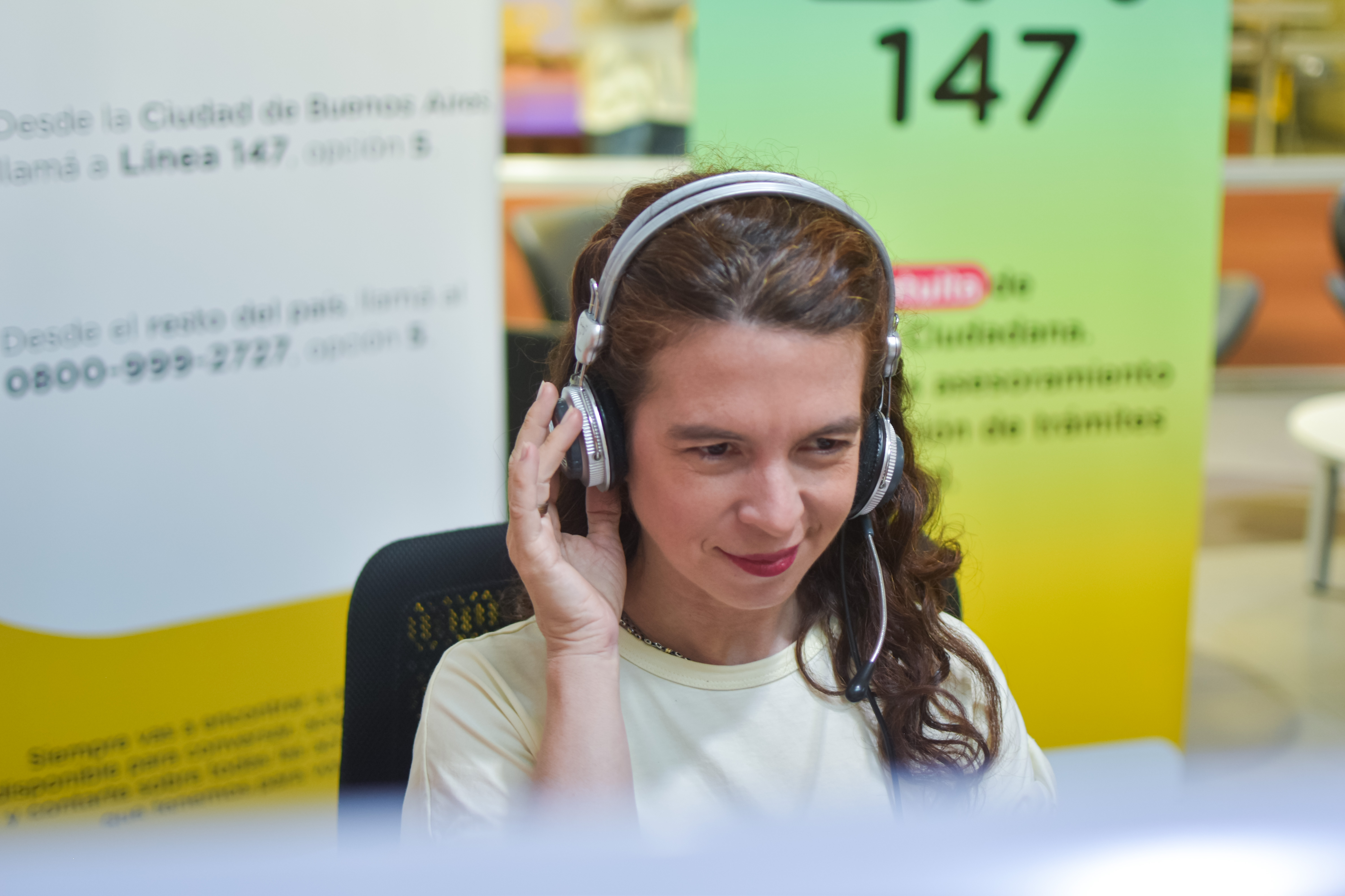 Escucha Activa, el servicio de la Ciudad que acompaña a las personas mayores, alcanzó más de 30.000 llamadas en todo el país