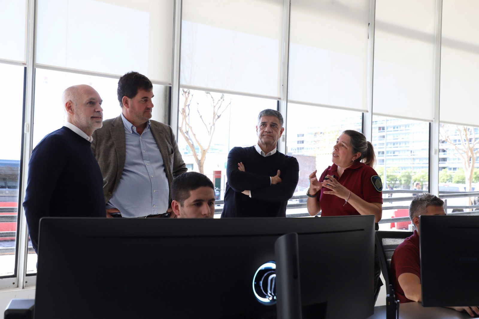 Rodríguez Larreta, Macri y Burzaco recorrieron la sede de la Policía Turística