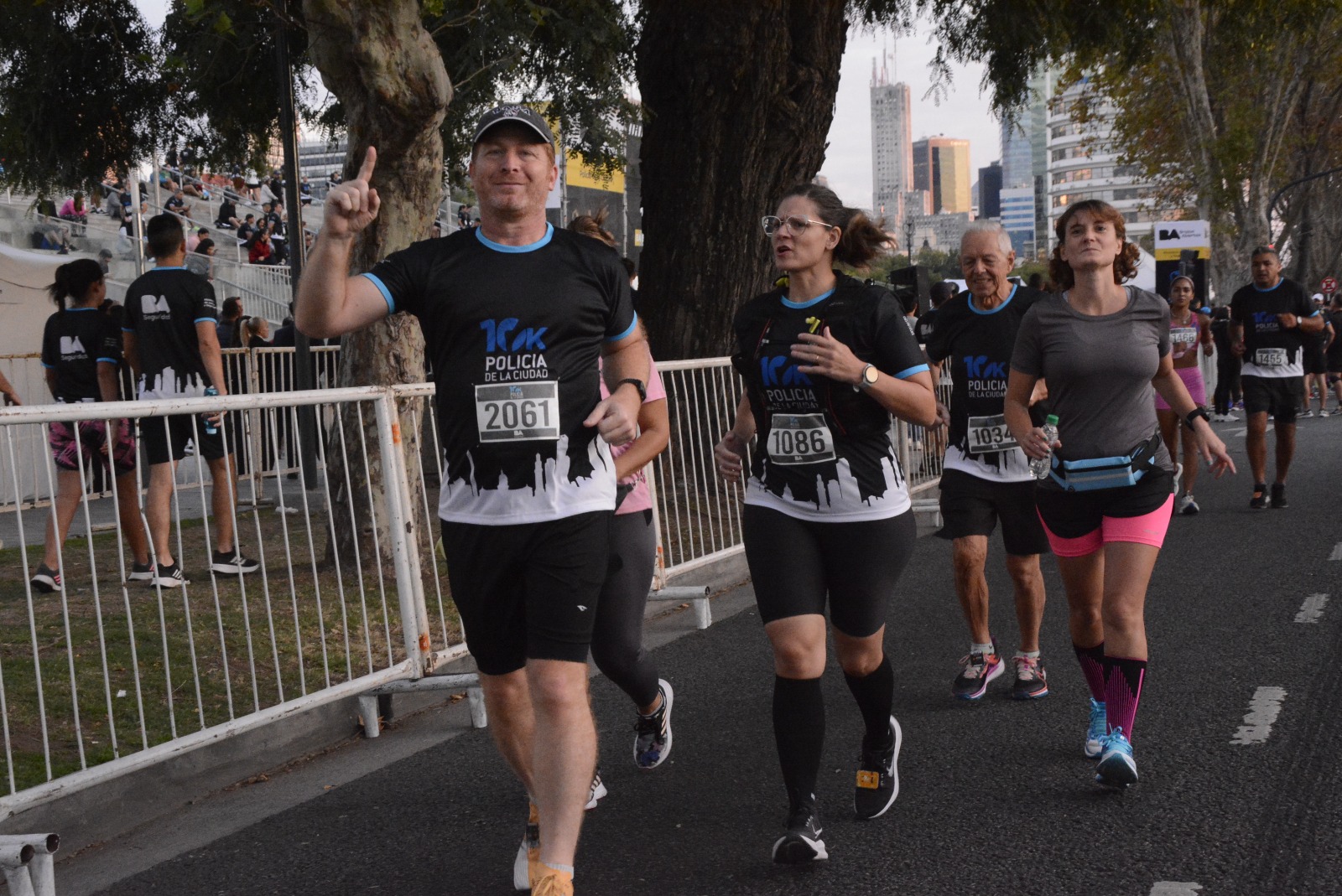 Con más de 2.000 corredores, se llevó adelante la primera edición de los 10k de la Policía de la Ciudad