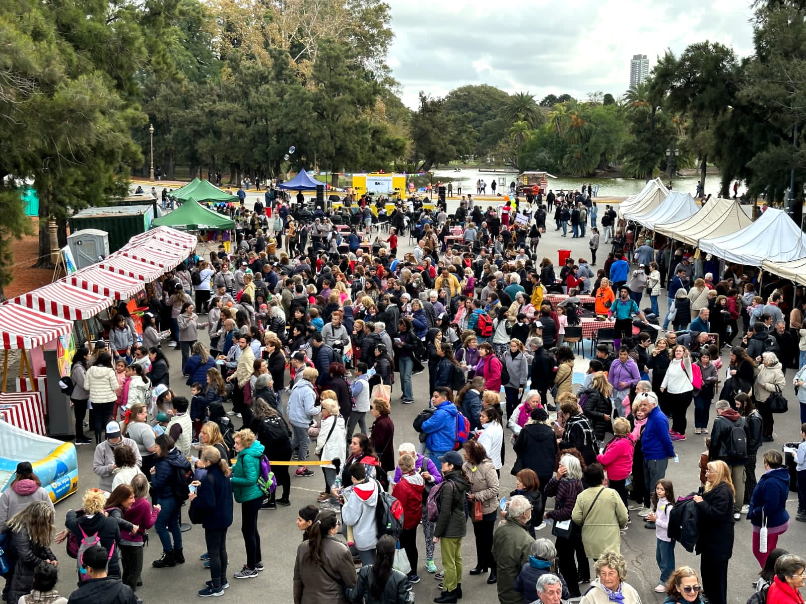 Los vecinos de la Ciudad celebraron los 10 años de las Estaciones Saludables con un emotivo festejo en Rosedal