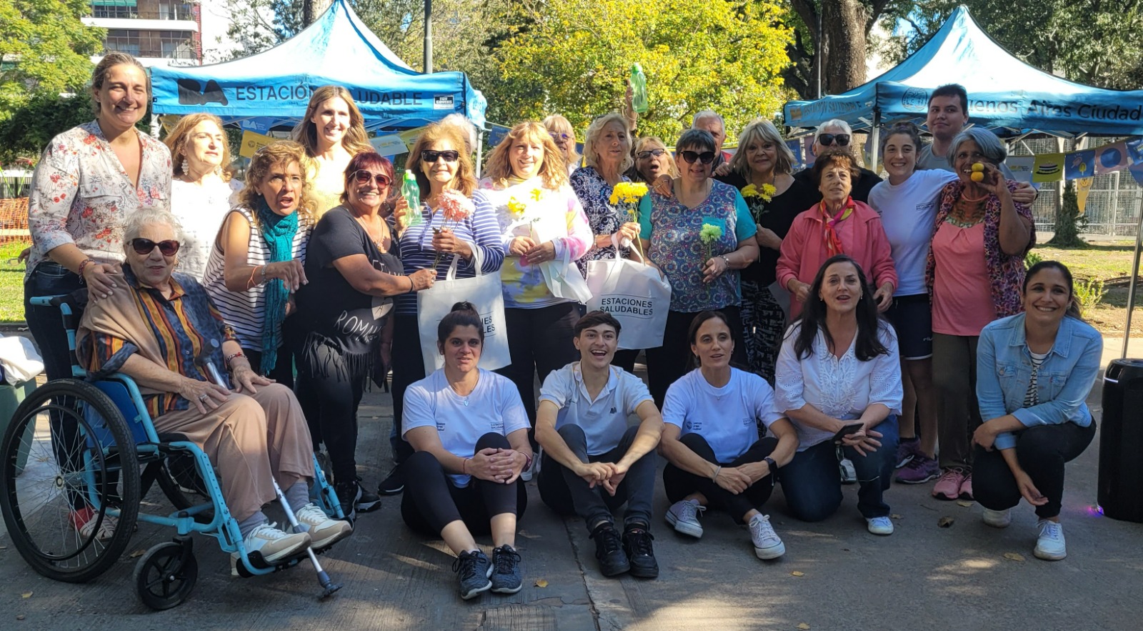 Las personas mayores podrán festejar sus cumpleaños en las Estaciones Saludables