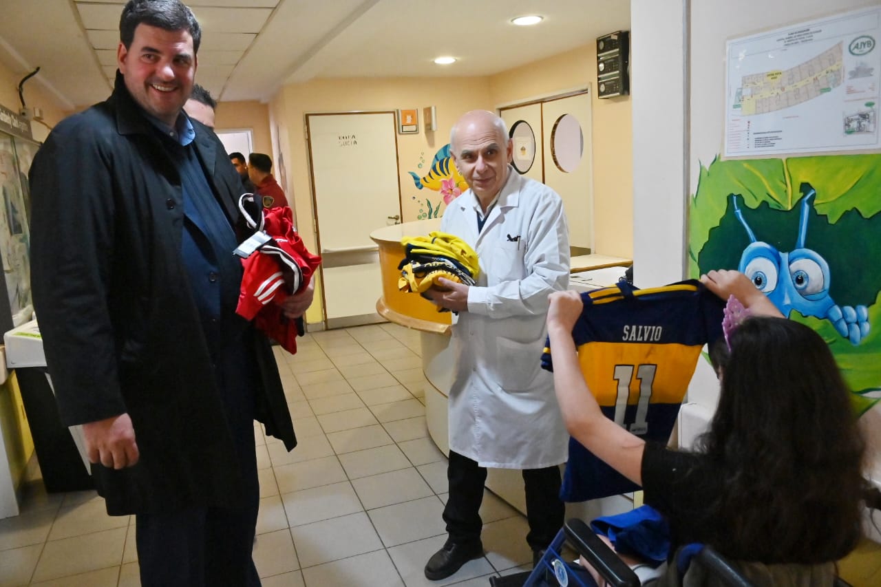 Donación de ropa al Hospital de Niños Pedro de Elizalde