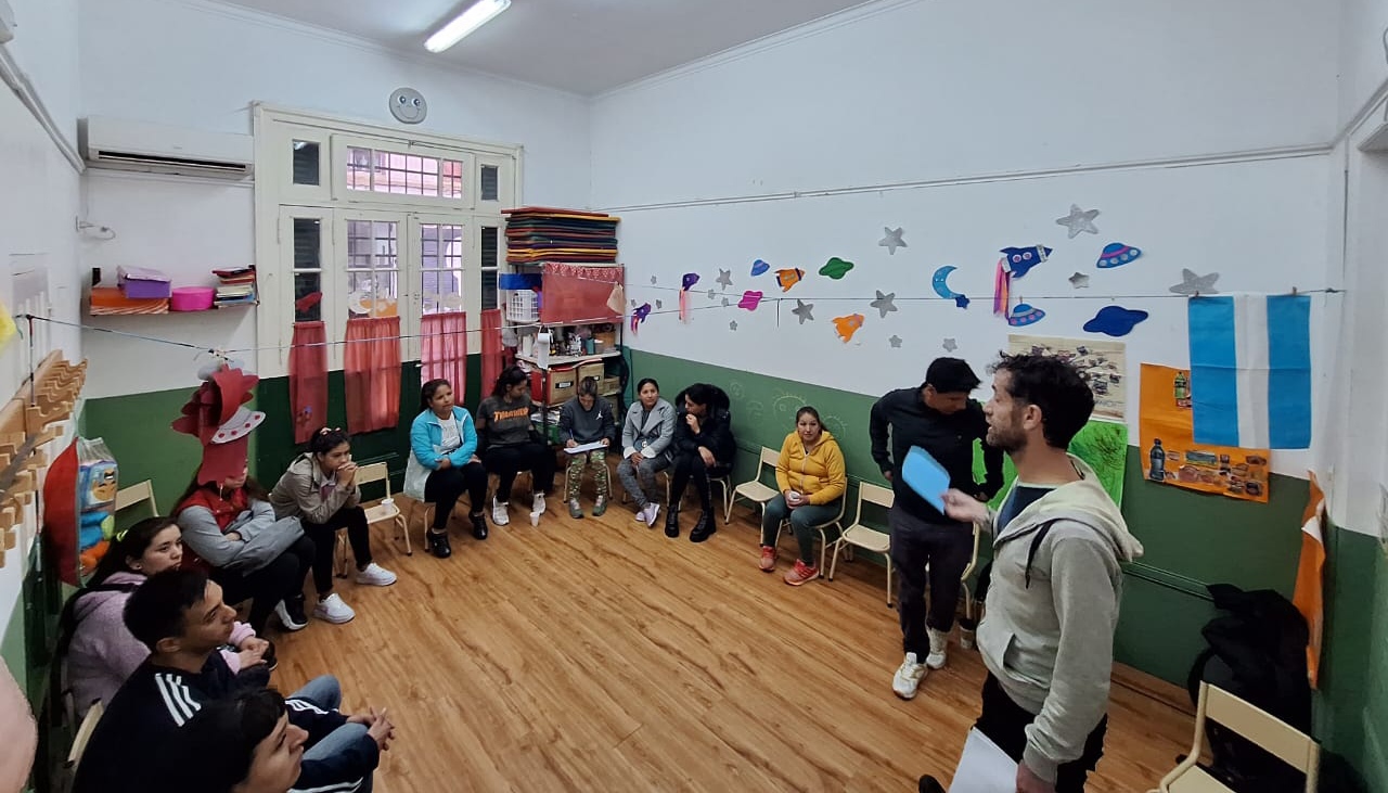 Familias en Red brinda talleres en Centros de Primera Infancia