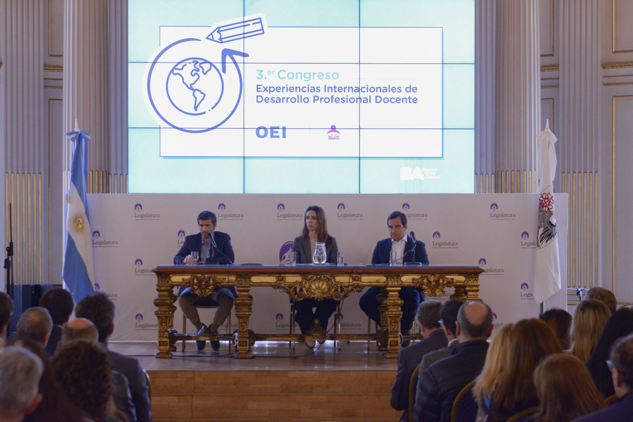 3.er Congreso sobre experiencias internacionales de desarrollo profesional docente