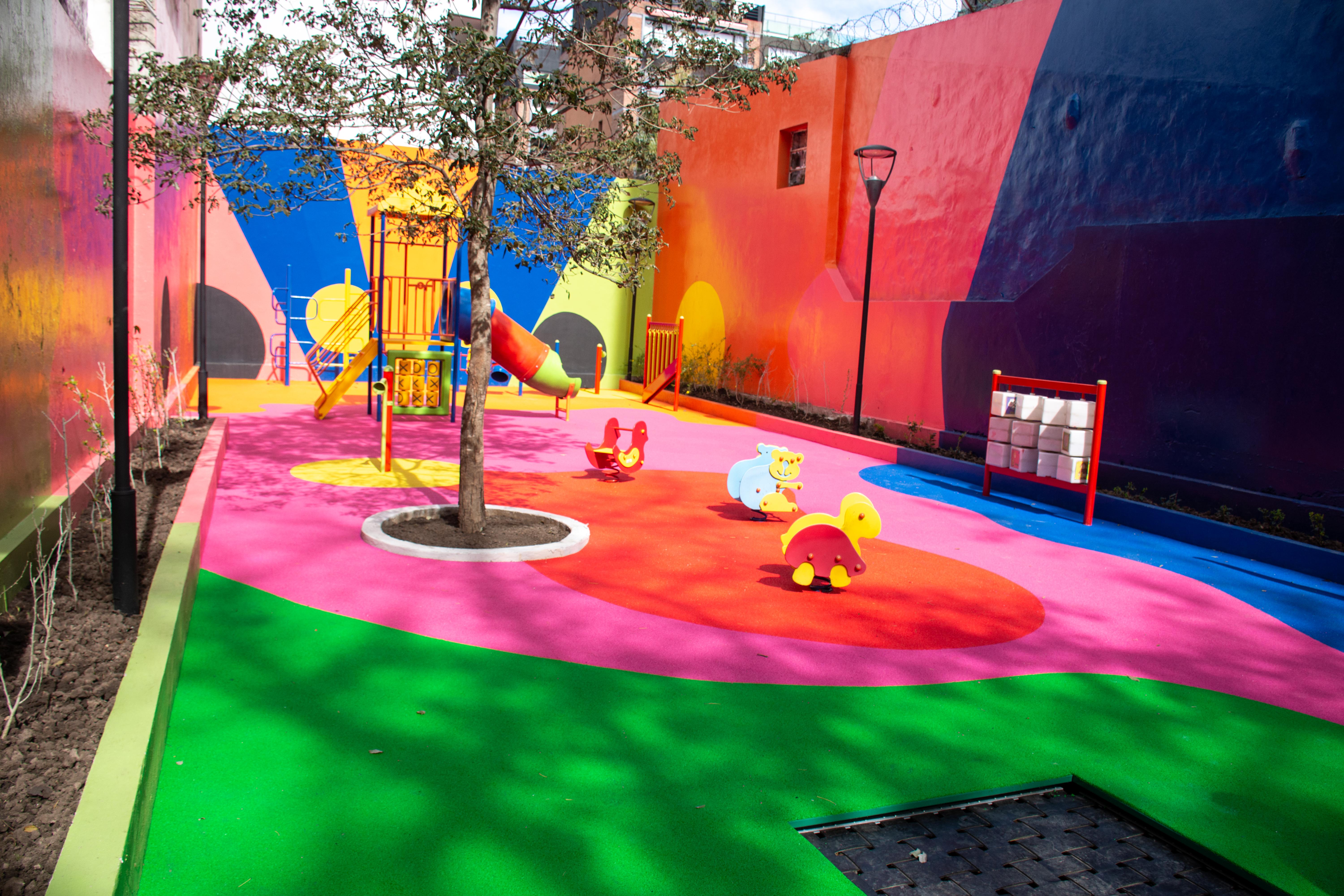 Renovación del Patio de la Identidad y la Memoria