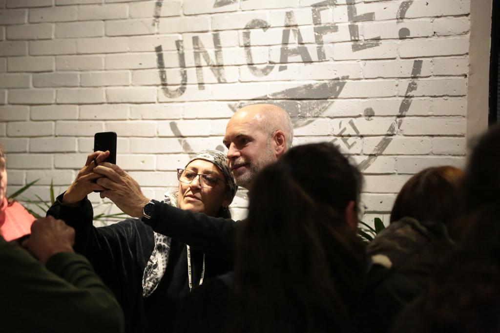 Café de vecinos con Horacio en Chacarita