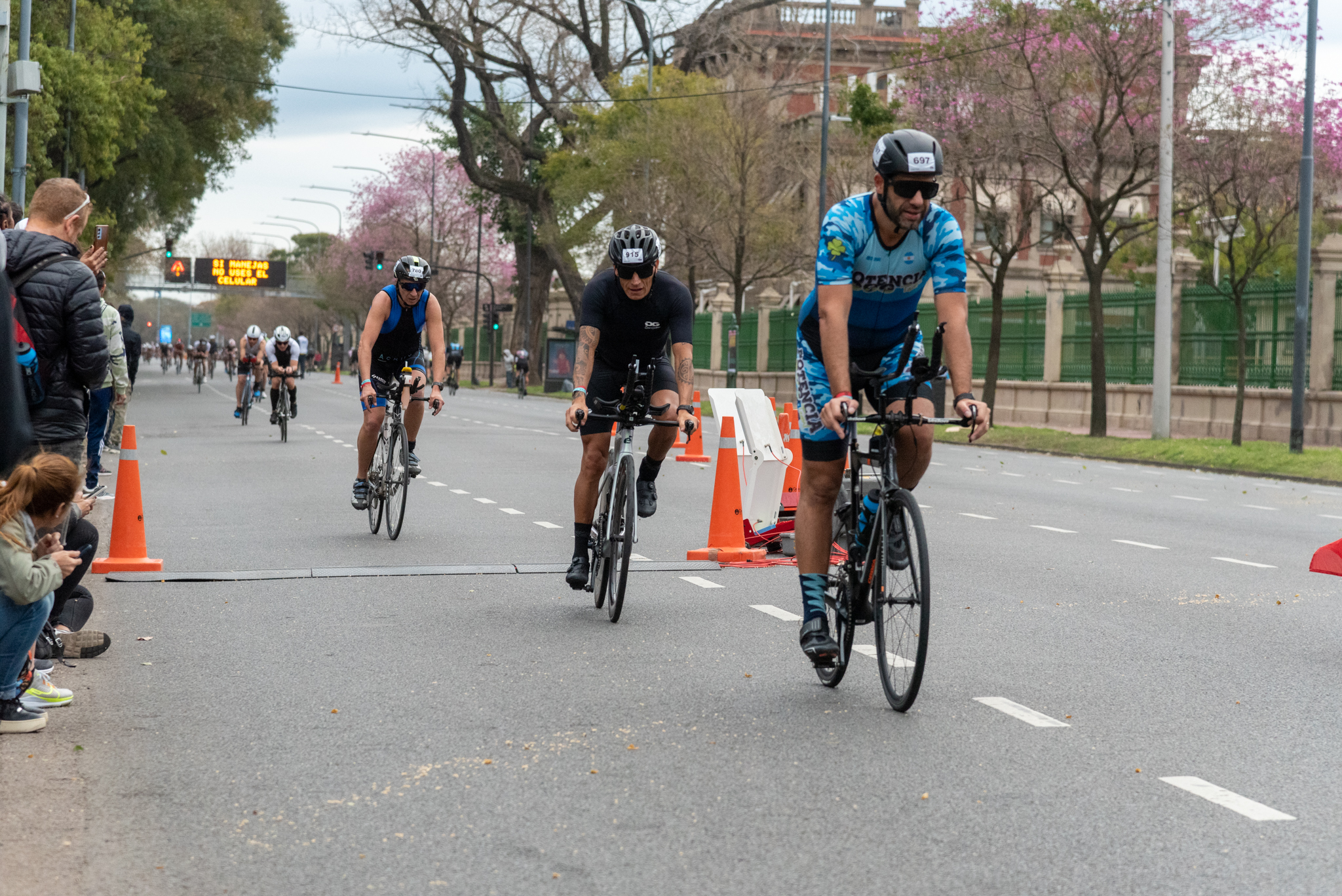 Iron Man el Triatlón 5150 más exigente del mundo retomó su competencia en la Ciudad.