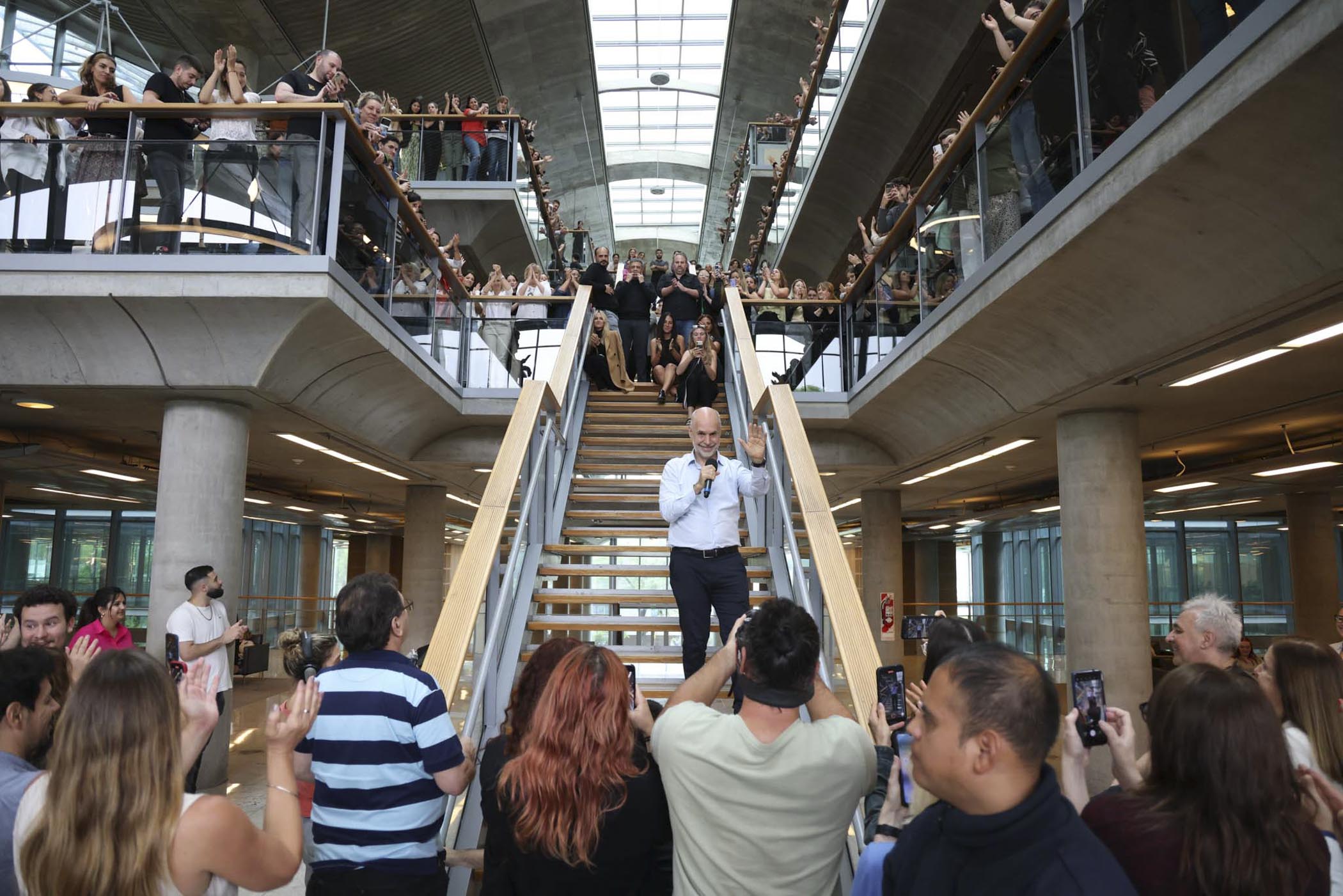 Rodríguez Larreta, emocionado, se despidió de los empleados de la Ciudad