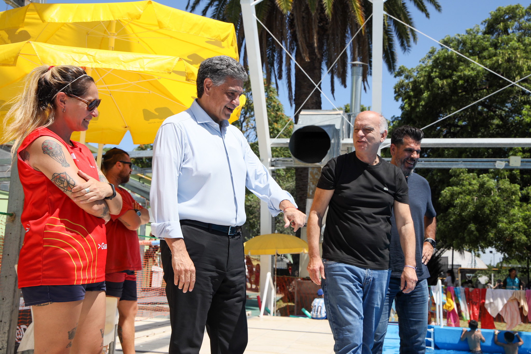 Néstor Grindetti visitó una colonia de verano junto a Jorge Macri