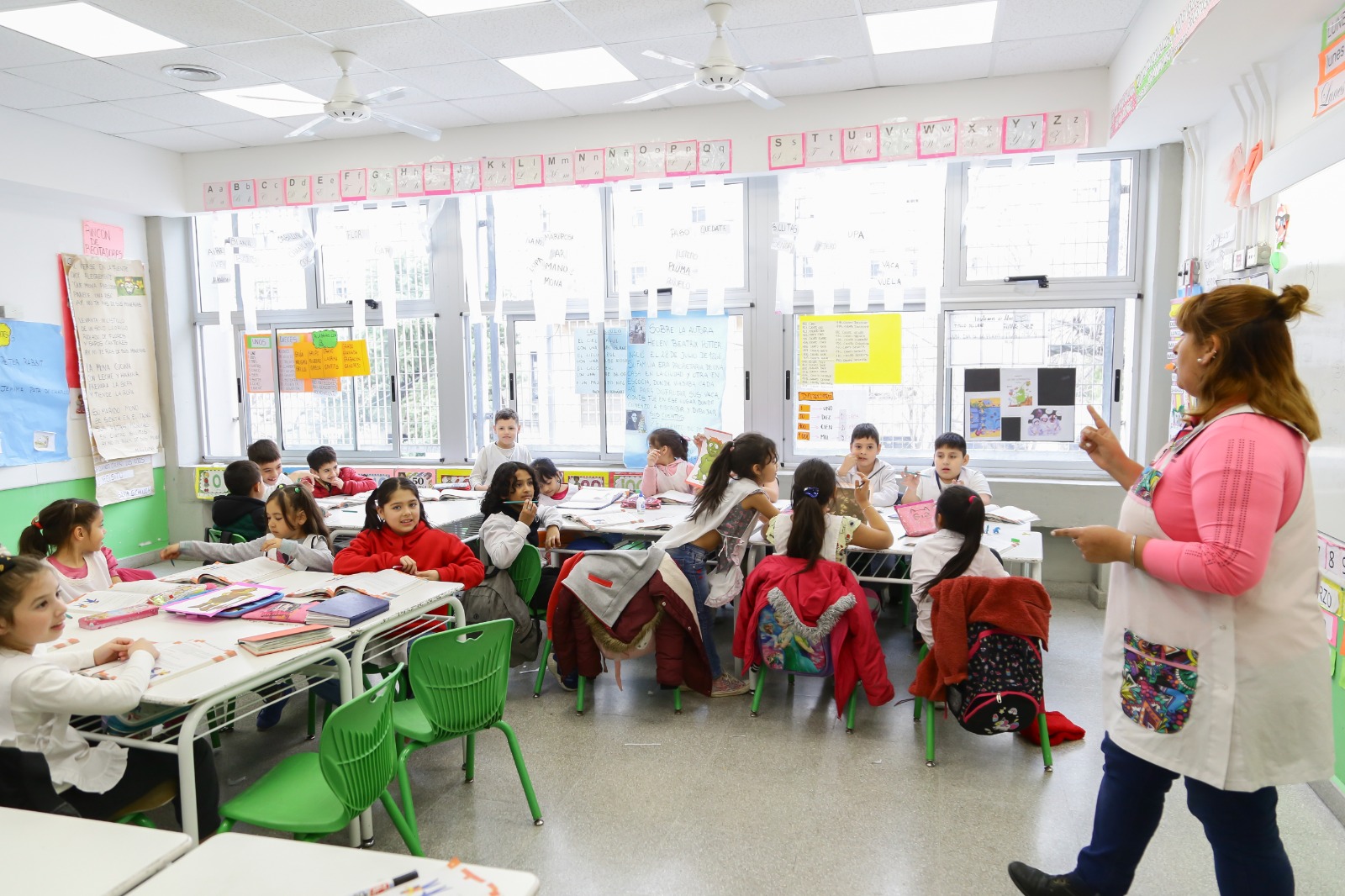 El lunes, más de 375.000 estudiantes comienzan las clases 