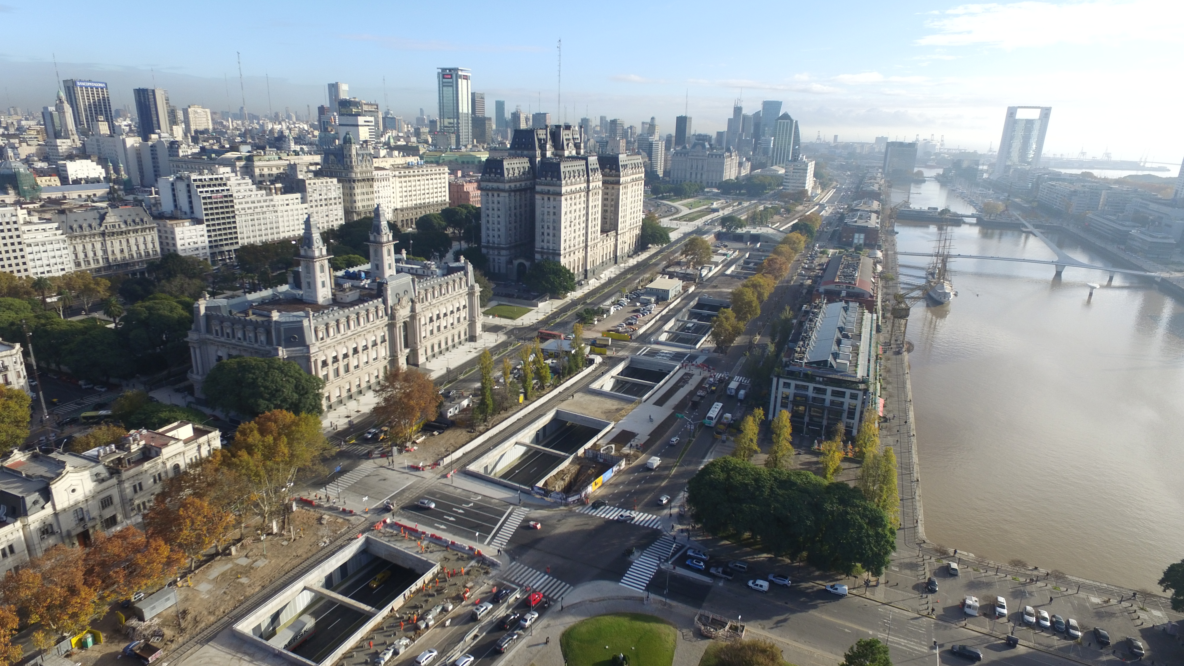 El Paseo del Bajo abre los fines de semana al tránsito liviano
