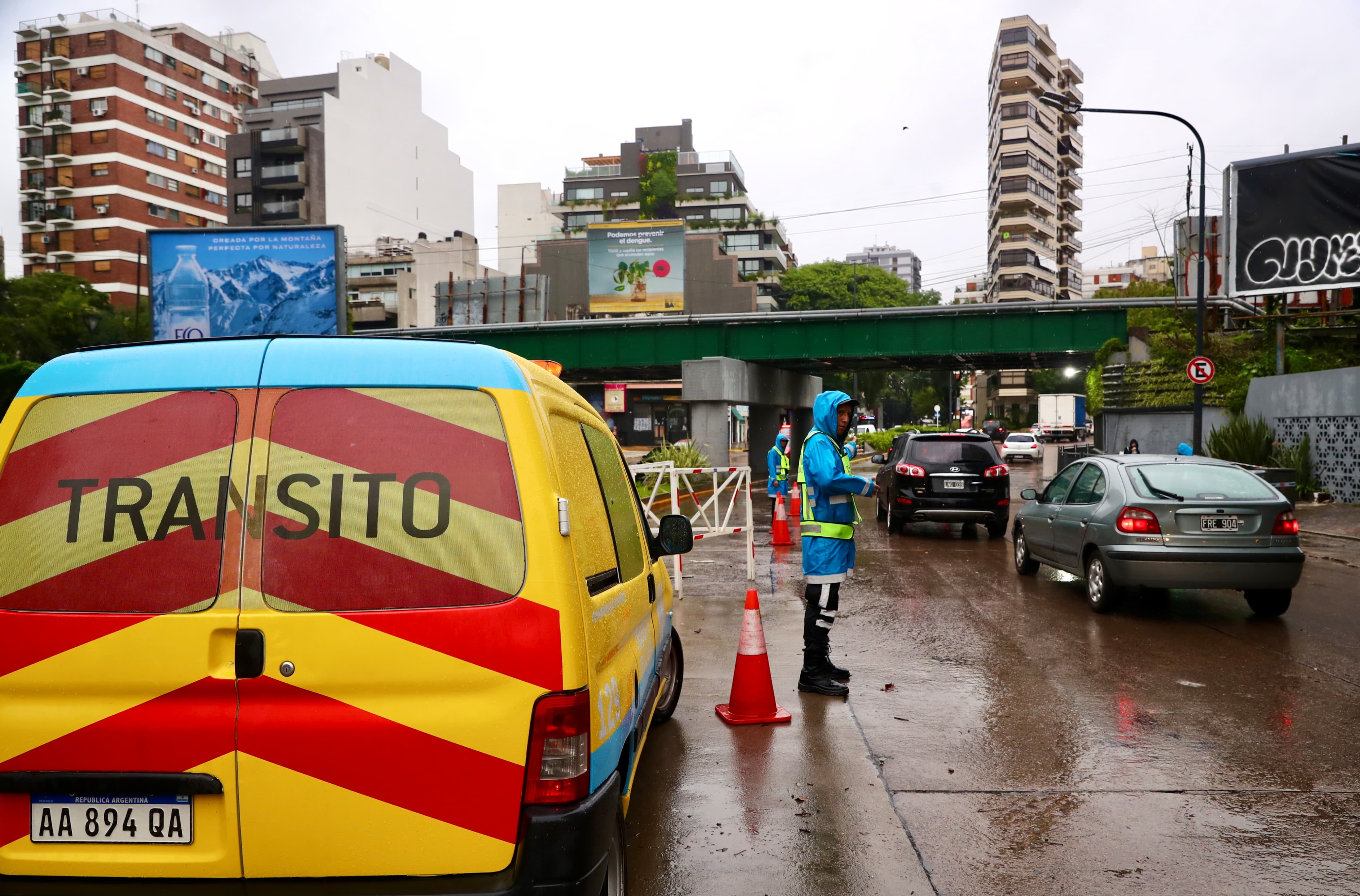 La Ciudad mantiene el operativo preventivo ante el alerta de lluvias intensas