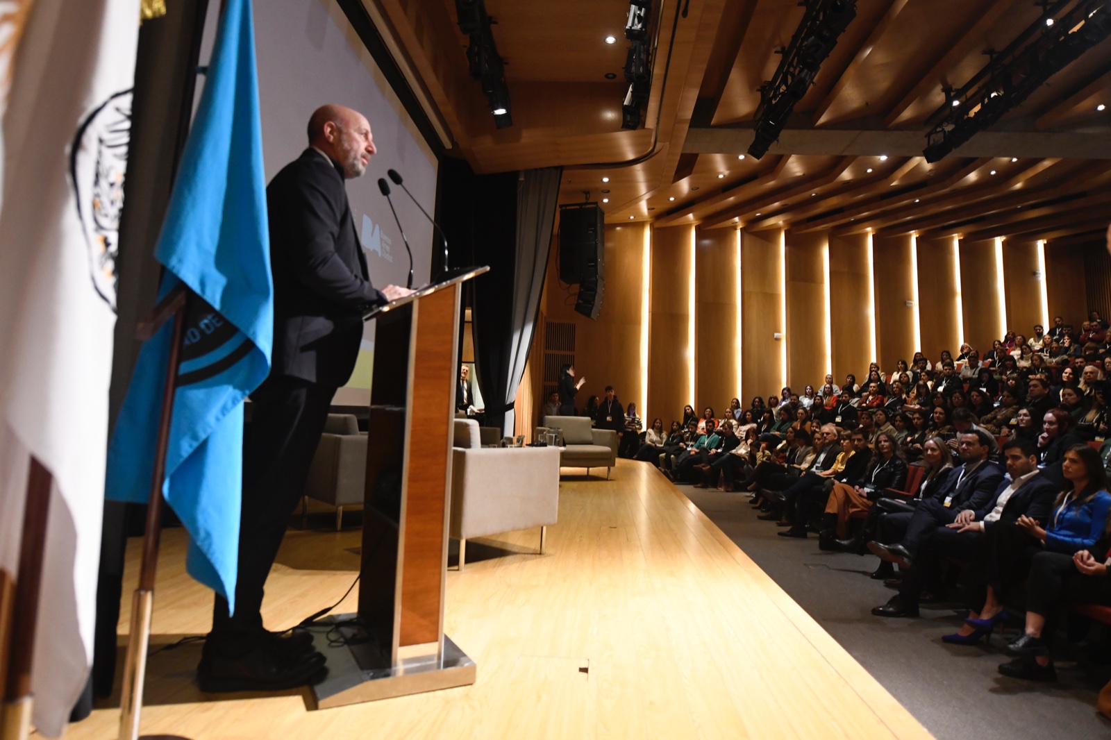 Ante más de 300 personas se realizó el Primer Congreso de Seguridad y Género de la Ciudad