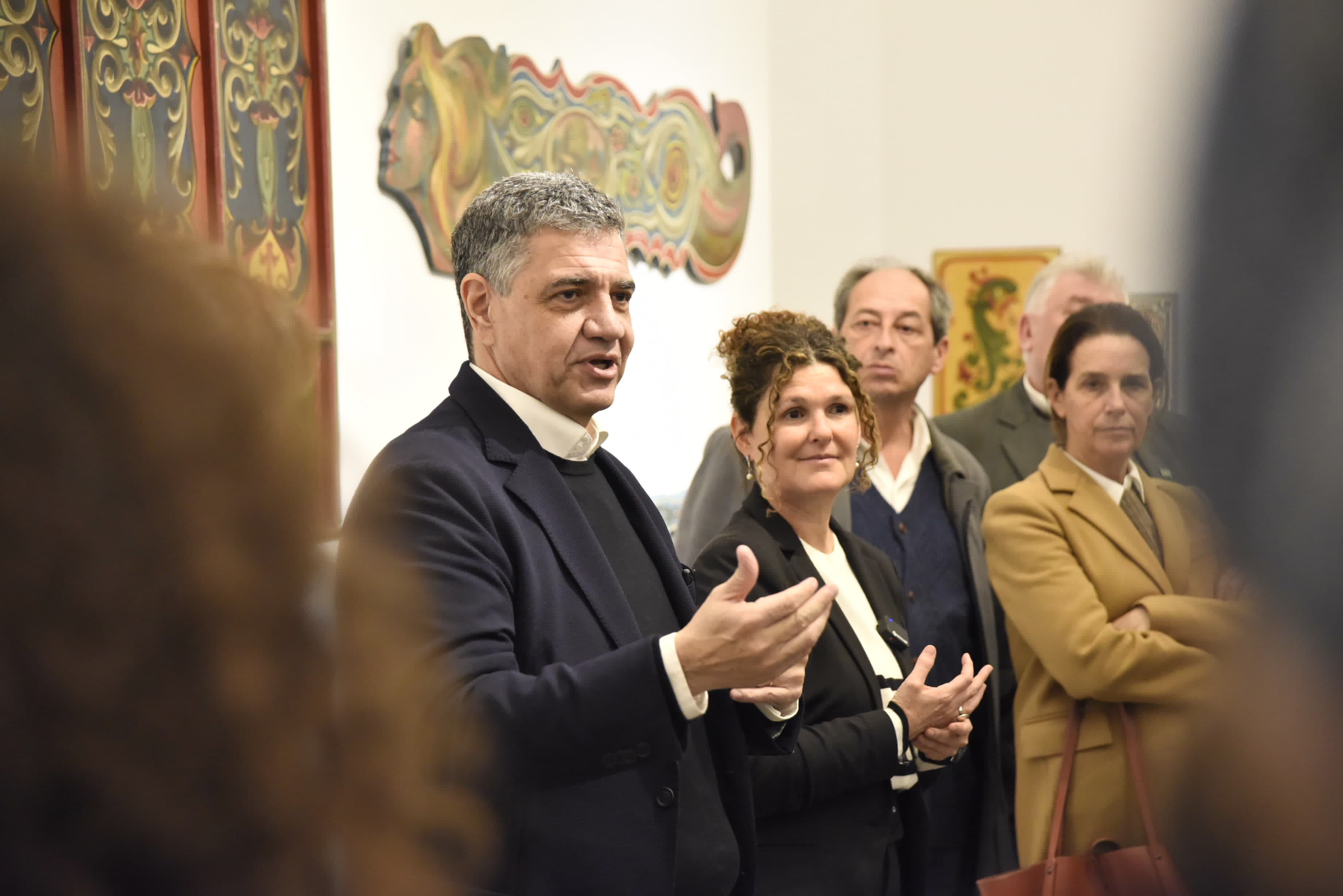 Día del Vecino: el tradicional fileteado porteño se lucirá también en los buses turísticos