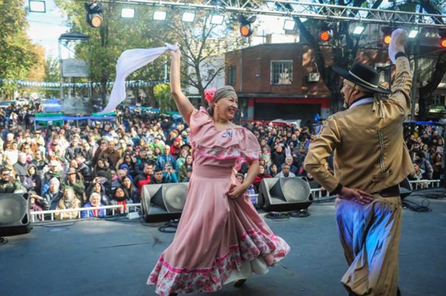 La Feria de Mataderos celebrará el Día de la Independencia con un homenaje a Mercedes Sosa