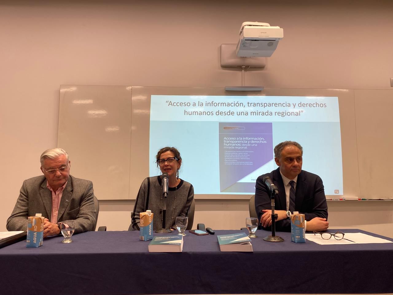 Presentación de libro de Acceso a la Información en UDESA