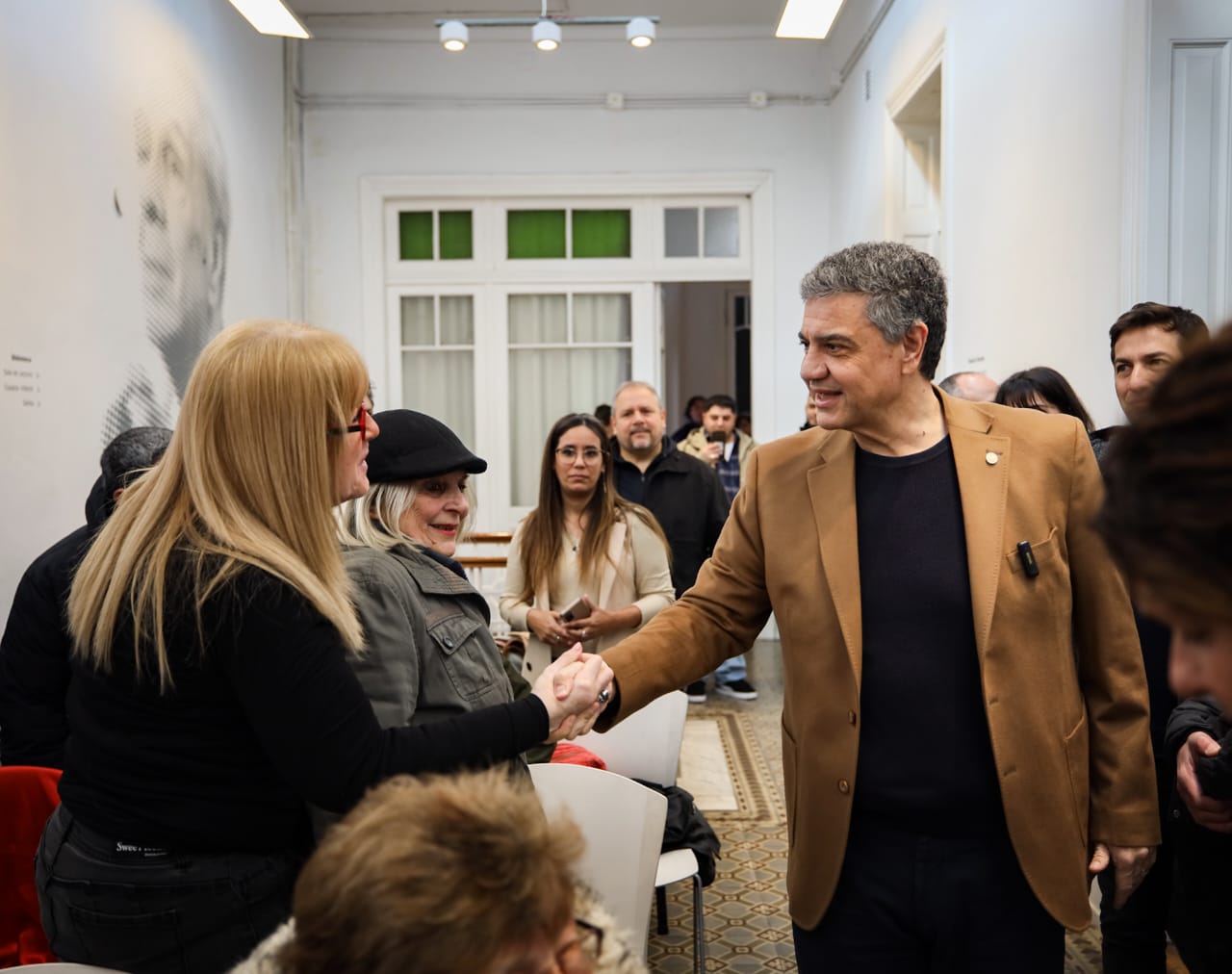 Jorge Macri anunció que la Ciudad tendrá su primera Biblioteca Digital