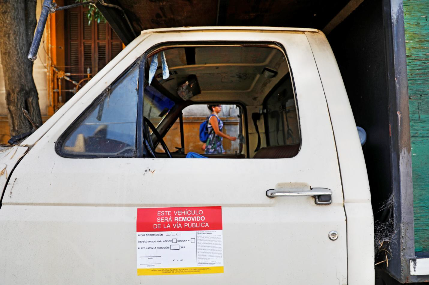 Se removieron de las calles más de 800 vehículos abandonados en lo que va de 2024