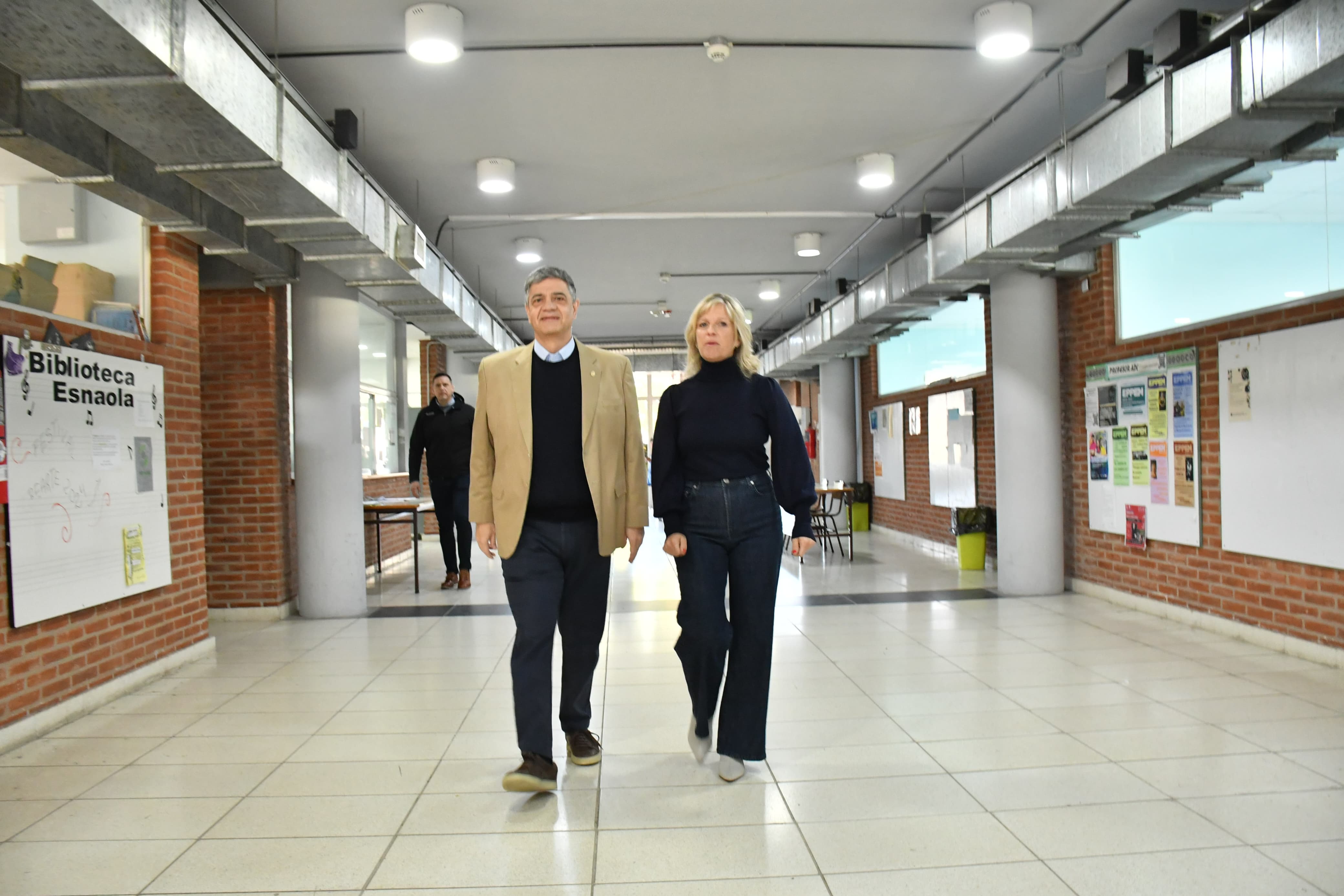 Jorge Macri: "Necesitamos dejar atrás la escuela del siglo pasado y pasar a un aprendizaje en serio”