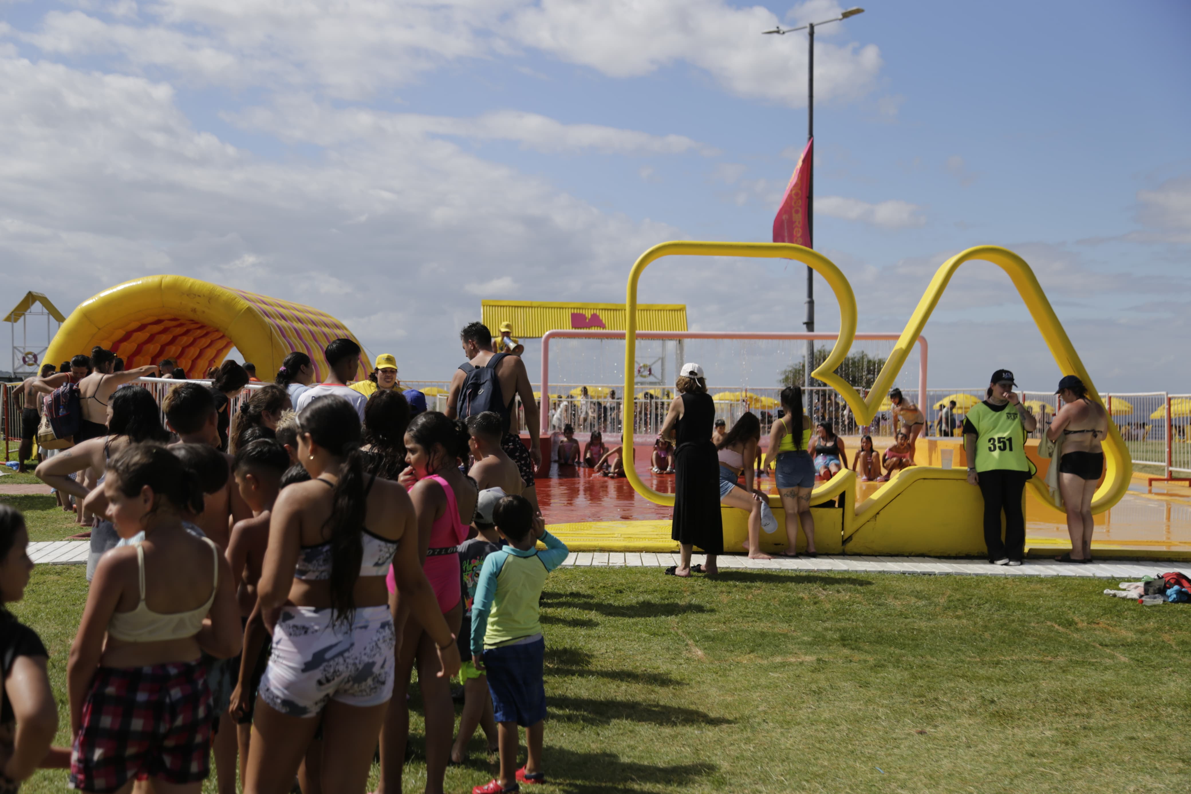 Parques de Verano: juegos de agua, espectáculos artísticos y propuestas para toda la familia