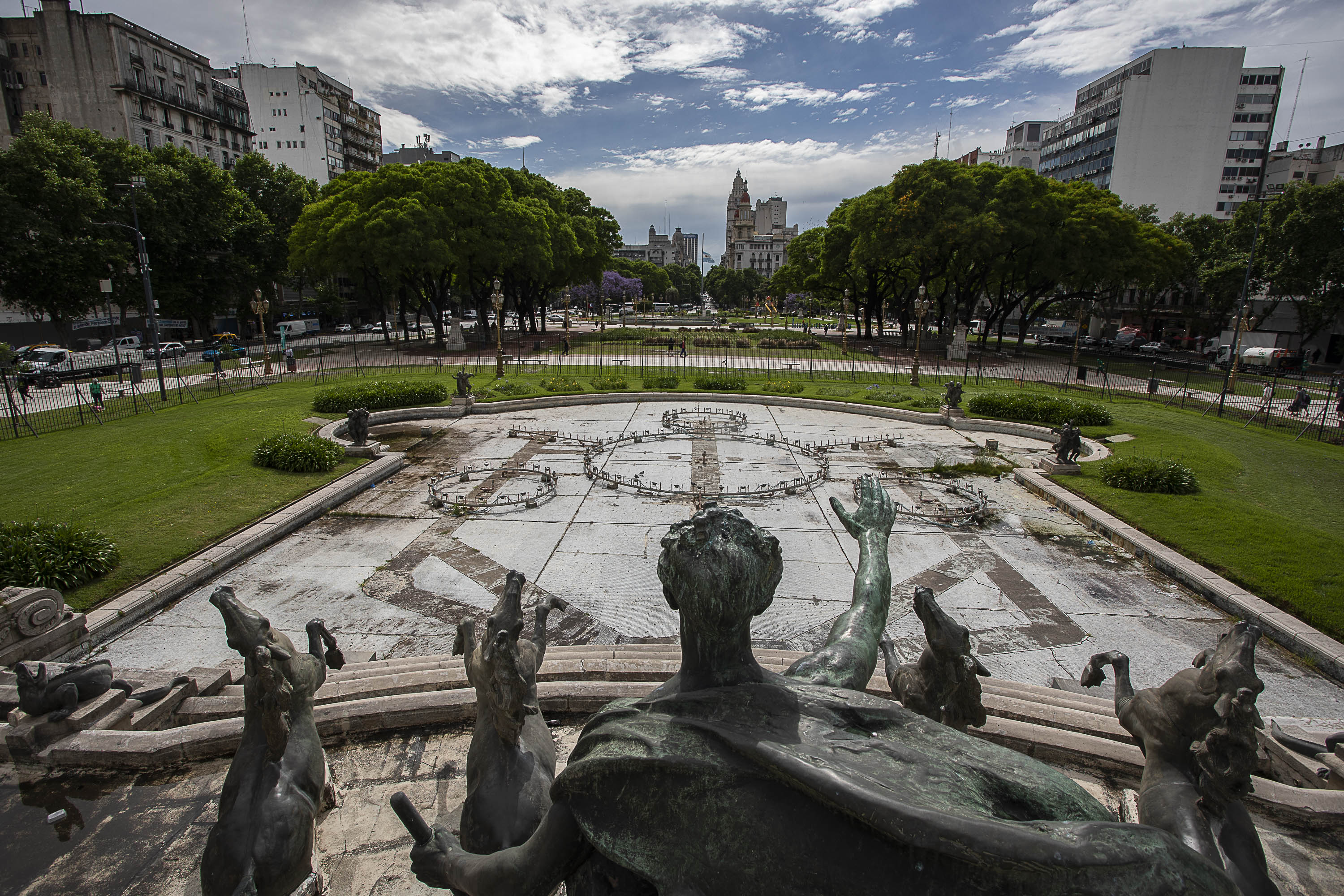 Navidad en la Ciudad: paseo navideño, música, aguas danzantes y una visita al recién restaurado Monumento a los Dos Congresos