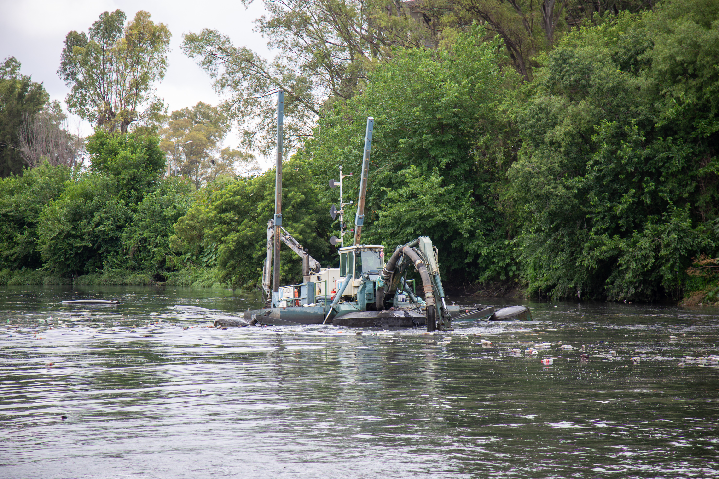 Finalizó la primera etapa del dragado del arroyo Cildañez: 25.717 m³ de sedimento extraídos y 360.000 vecinos beneficiados