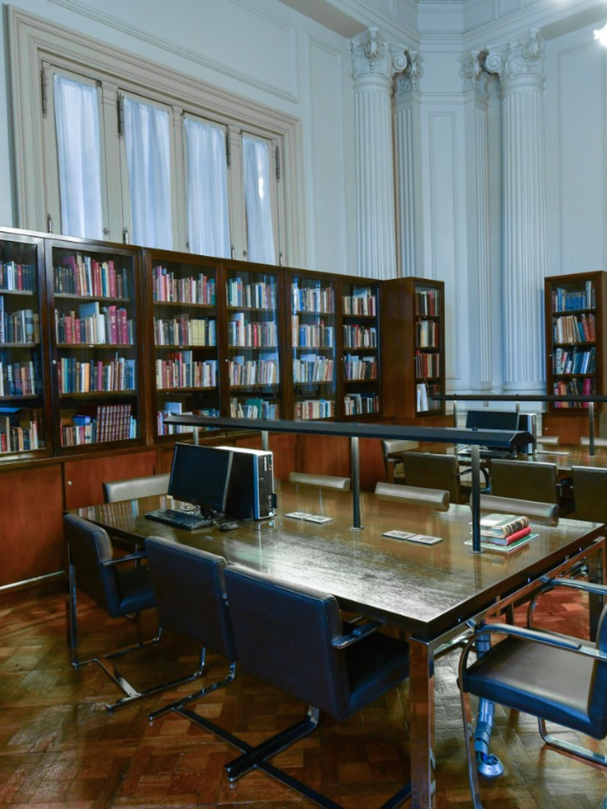 Visita a la Biblioteca del Teatro Colón
