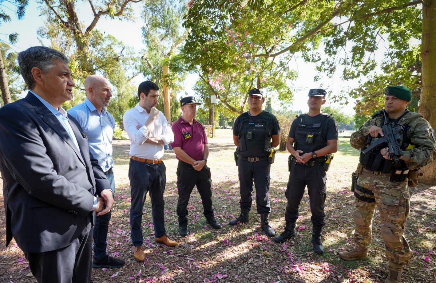 El Jefe de Gobierno reconoció el trabajo de los policías que usaron las Taser y salvaron vidas en casos de inseguridad