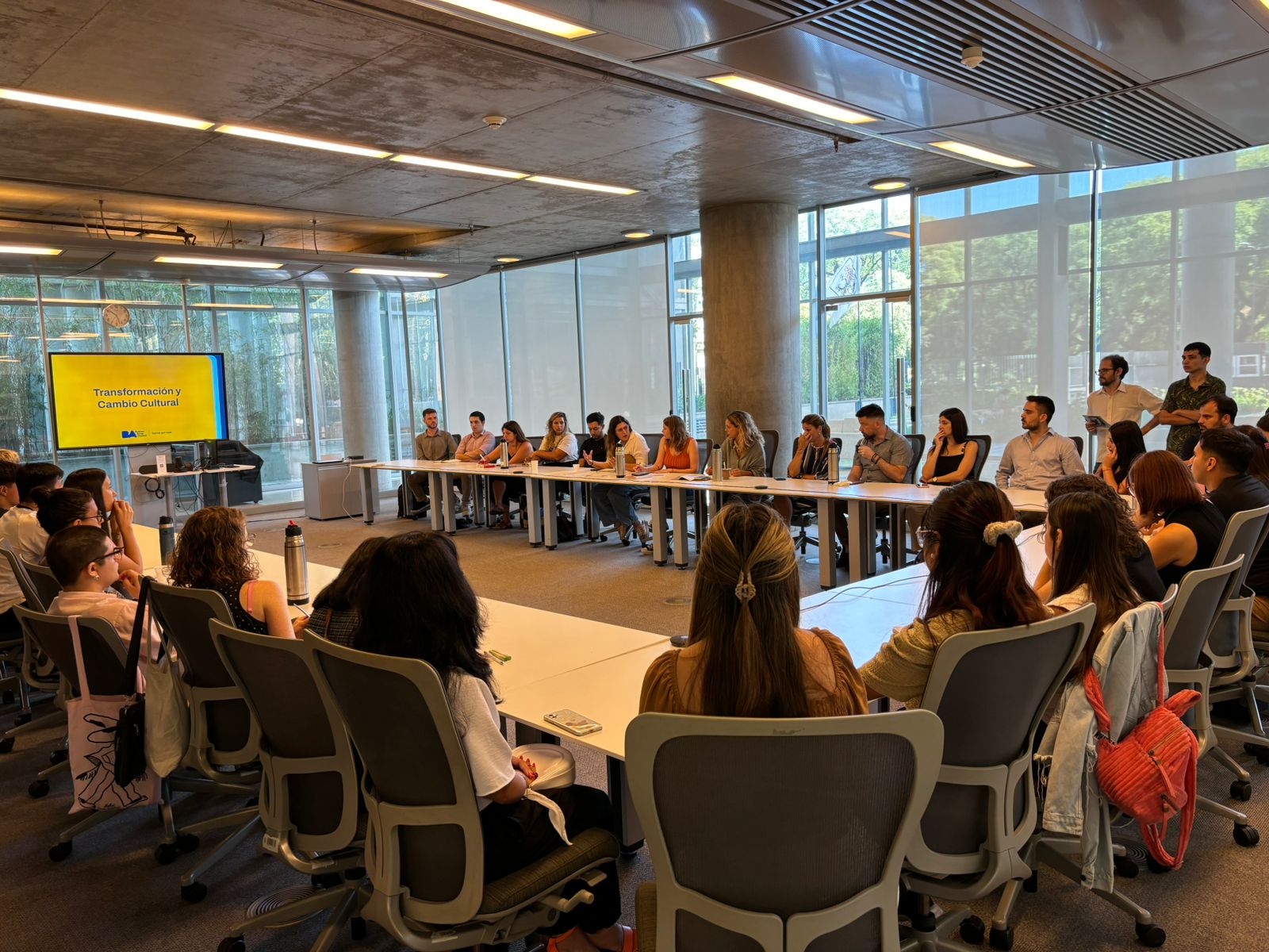 Jóvenes protagonistas del cambio cultural