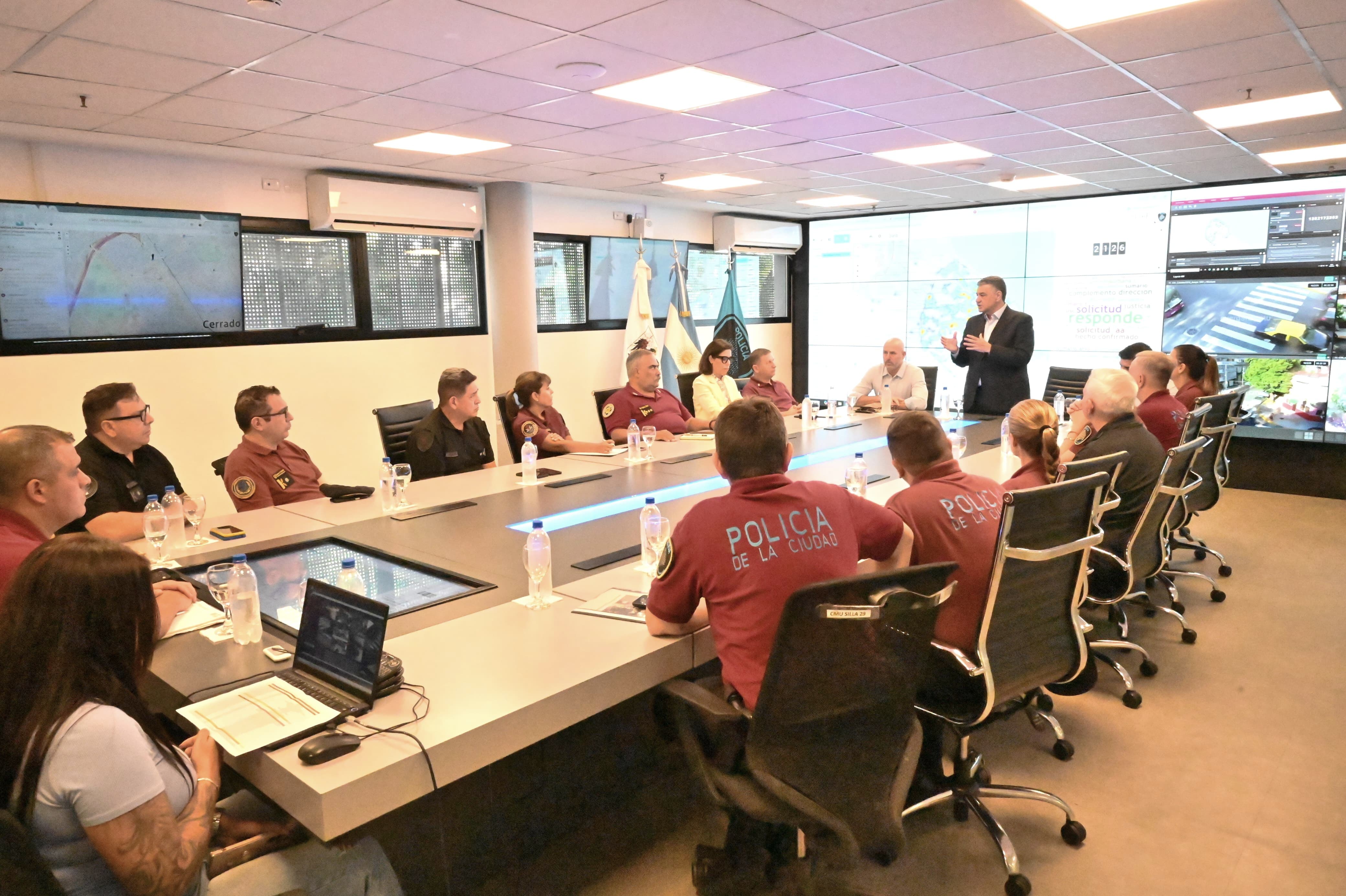 El Jefe de Gobierno reunió a la cúpula de la Policía y exigió "cero tolerancia" con el personal deshonesto