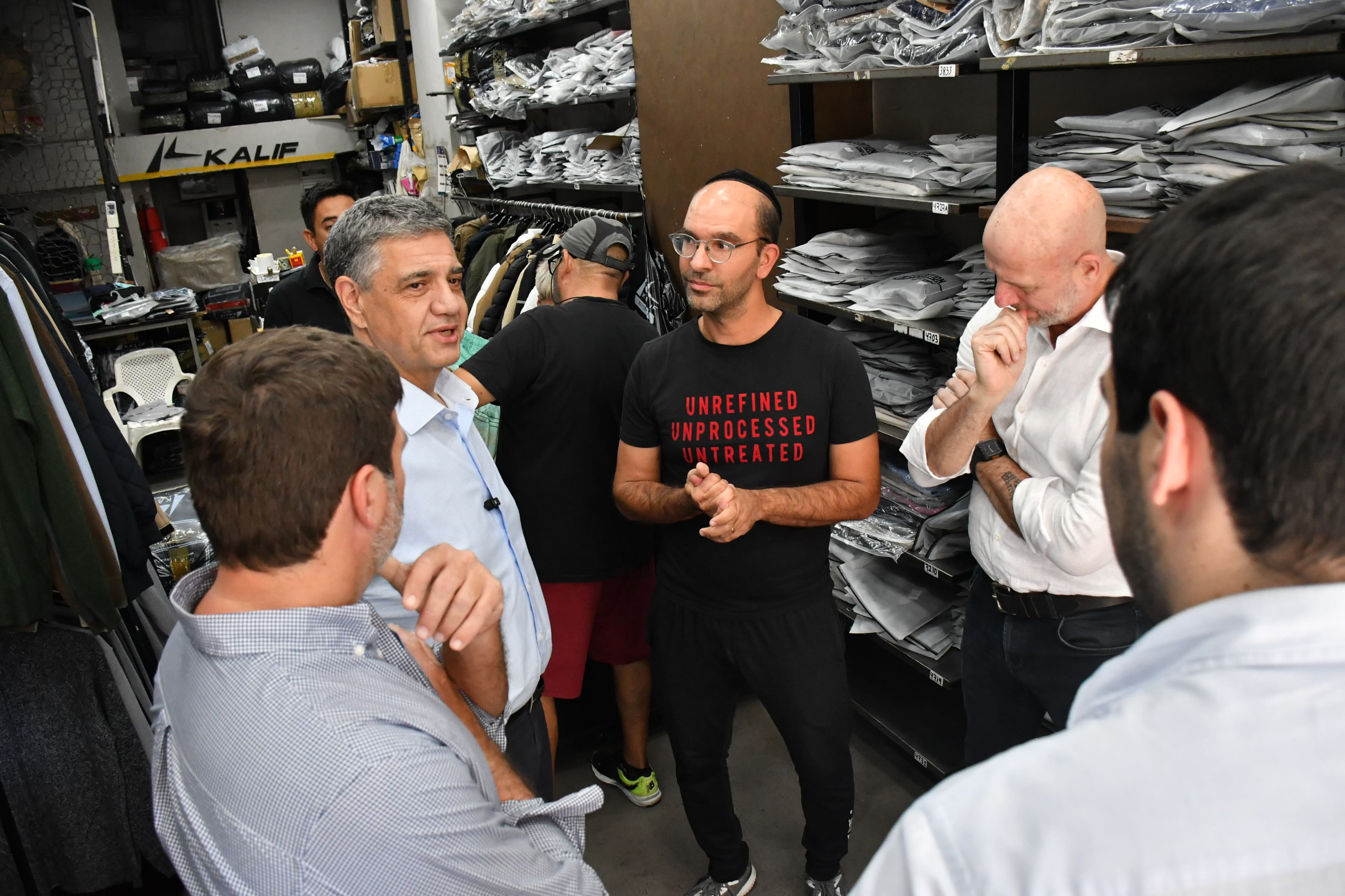 Jorge Macri recorrió la zona de Flores luego del desalojo de más de 5 mil manteros