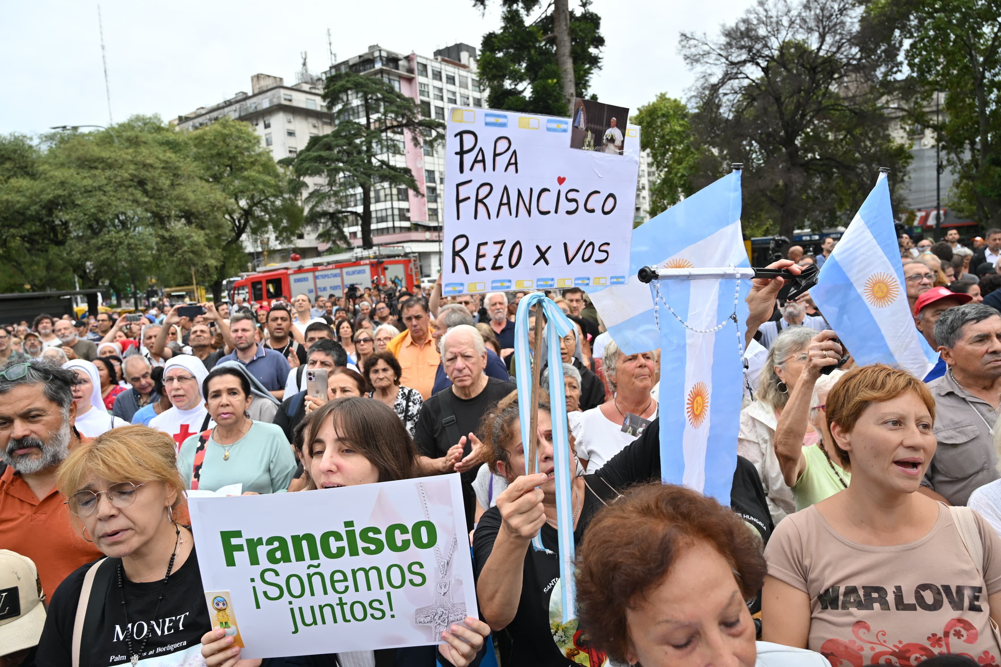 Misa por la pronta recuperación del Papa Francisco en Plaza Constitución