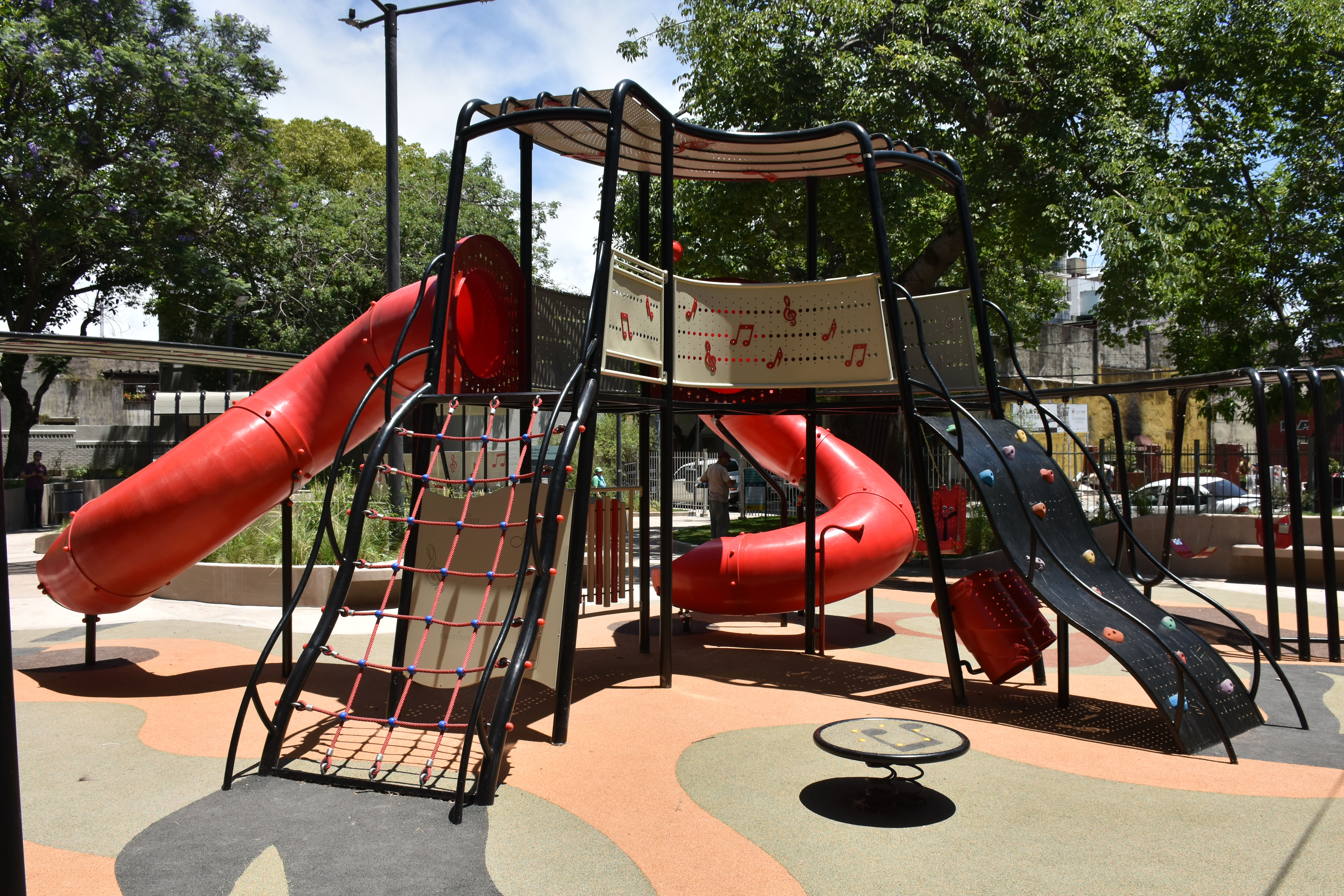 Renovación de la Plazoleta Ramona Gastiazoro de Brontes: un espacio más inclusivo y funcional