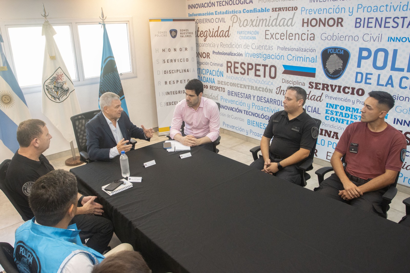 Horacio Giménez destacó la labor de policías héroes