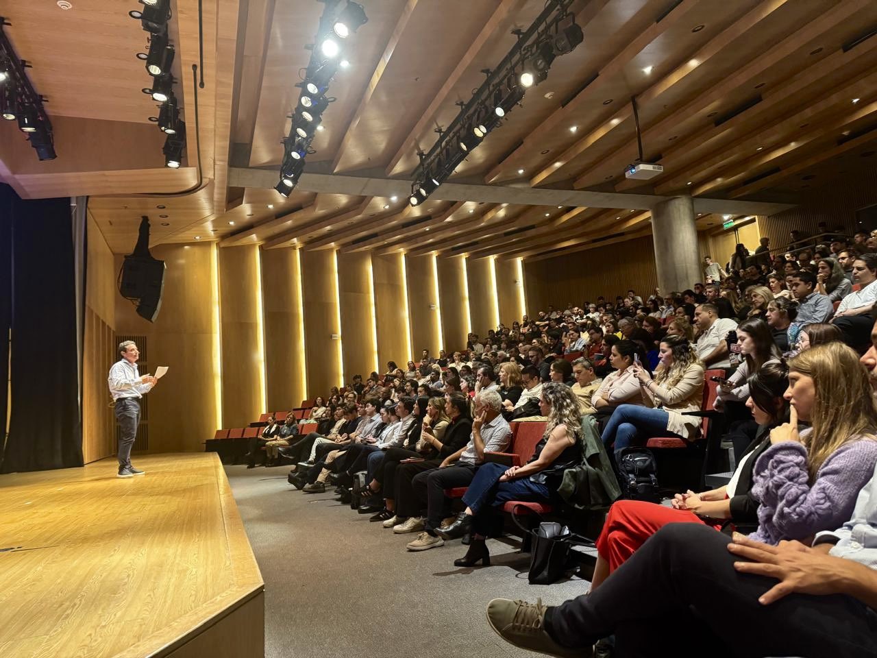 Gabriel Sánchez Zinny participó del Programa de Desarrollo de Líderes