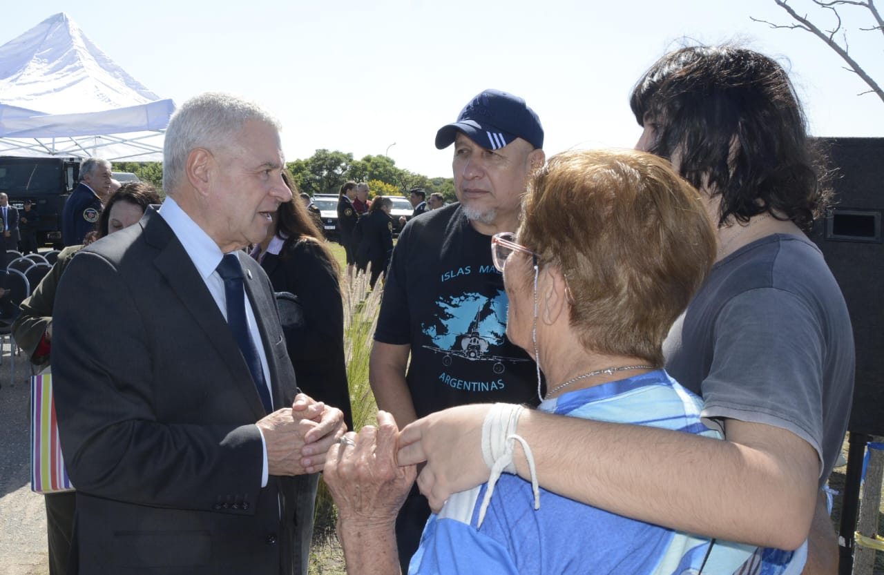 Acto por el Día del Veterano y de los Caídos en la Guerra de Malvinas