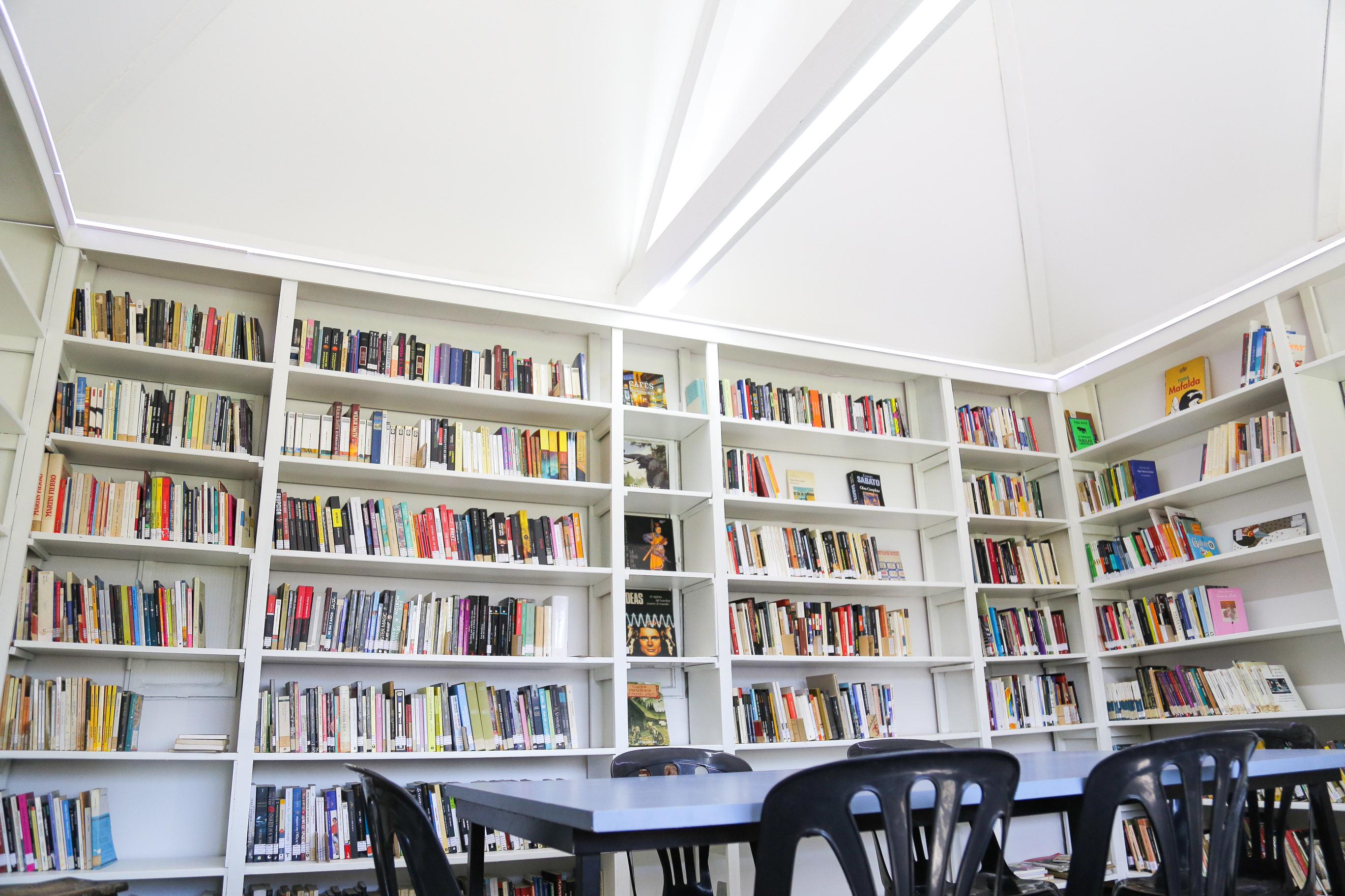 Reabrió sus puertas la remodelada Biblioteca La Prensa