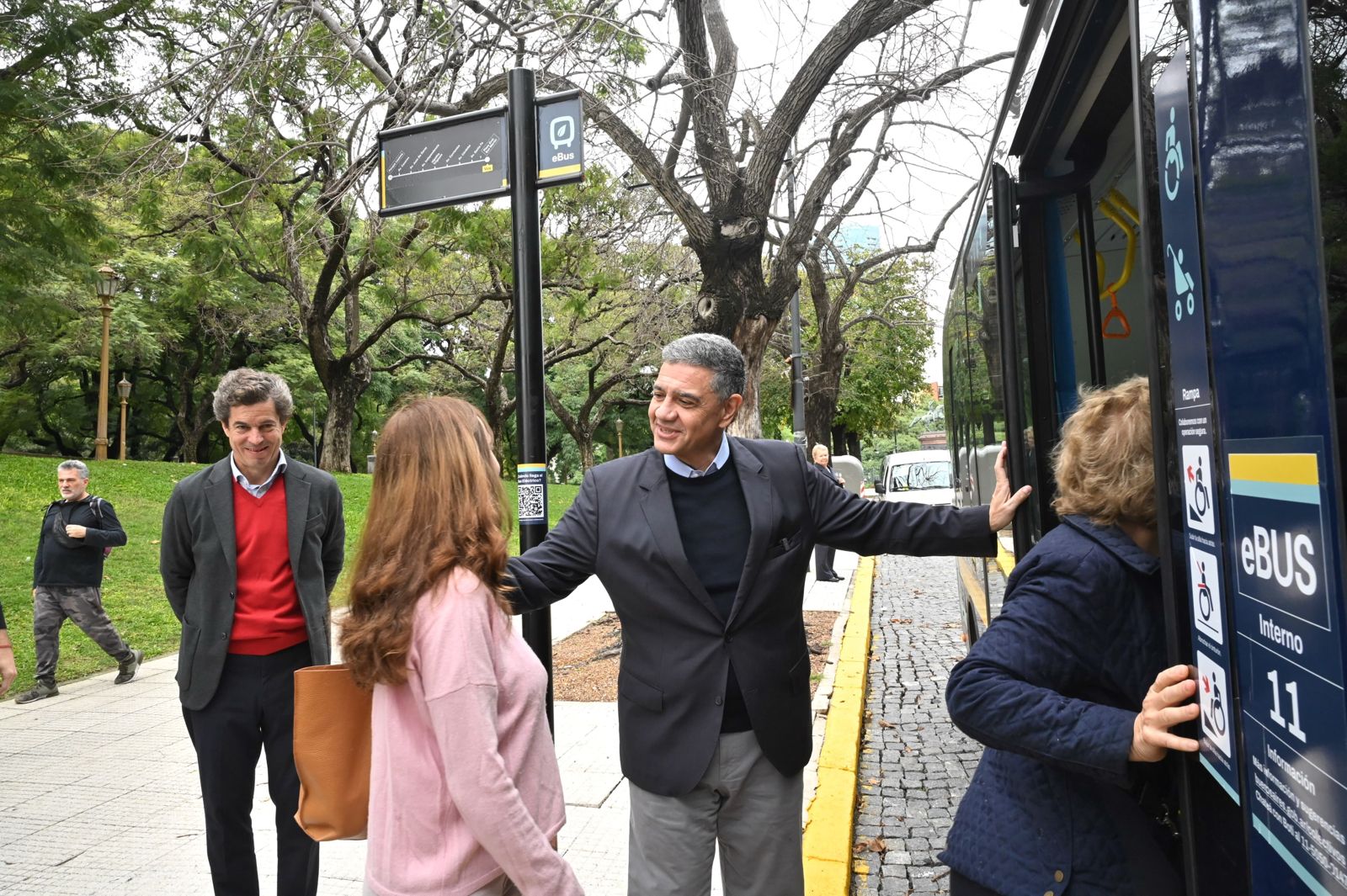 Jorge Macri en el primer día de los buses eléctricos: “Trajimos la última tecnología del mundo para movernos mejor”