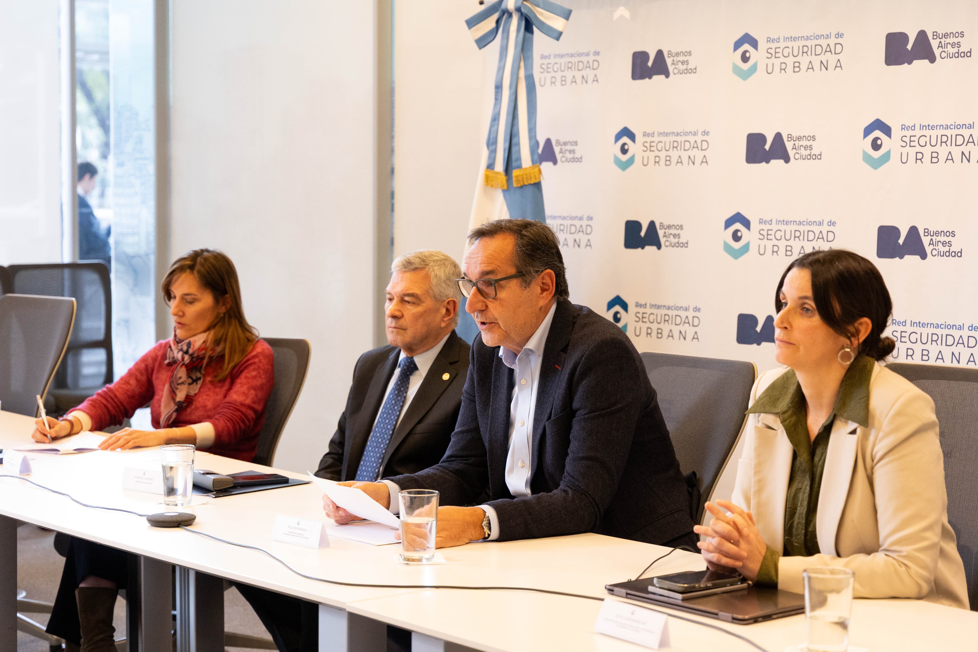 Del delito simple al crimen organizado: la Red Internacional de Seguridad Urbana impulsa la cooperación entre ciudades iberoamericanas en su primer webinar